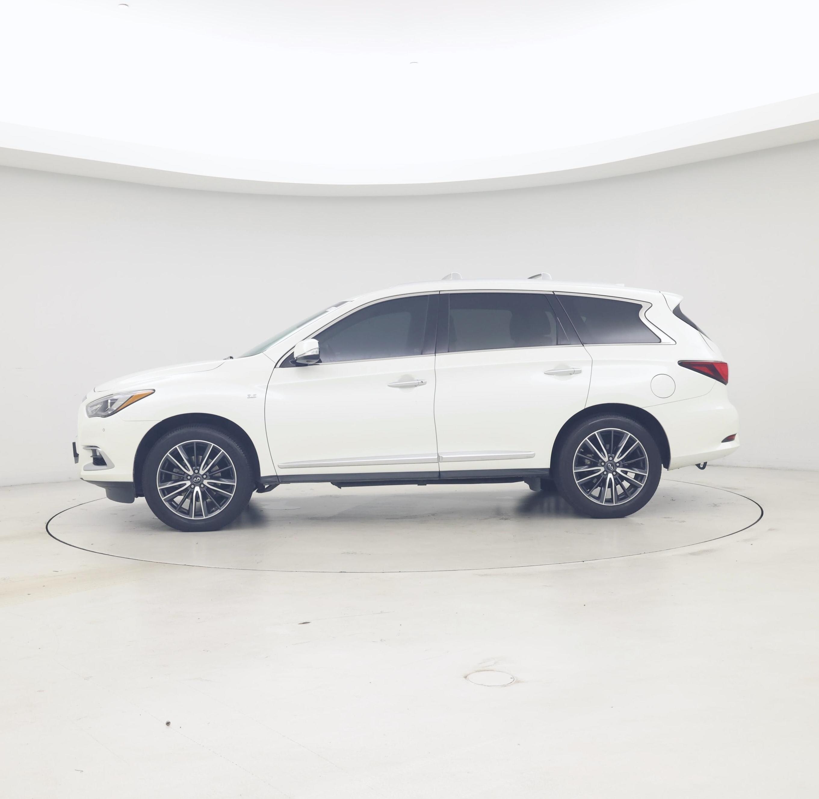 Thumbnail: 2016 INFINITI QX60 - 3