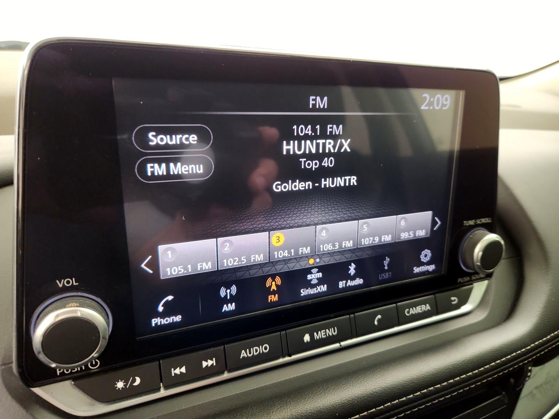 Thumbnail: 2021 Nissan Rogue - 15