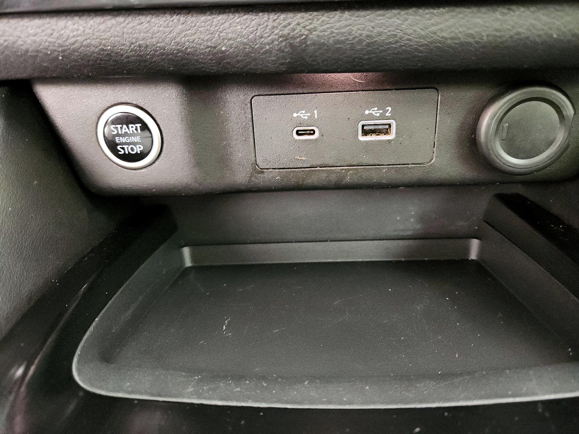 Thumbnail: 2021 Nissan Rogue - 18