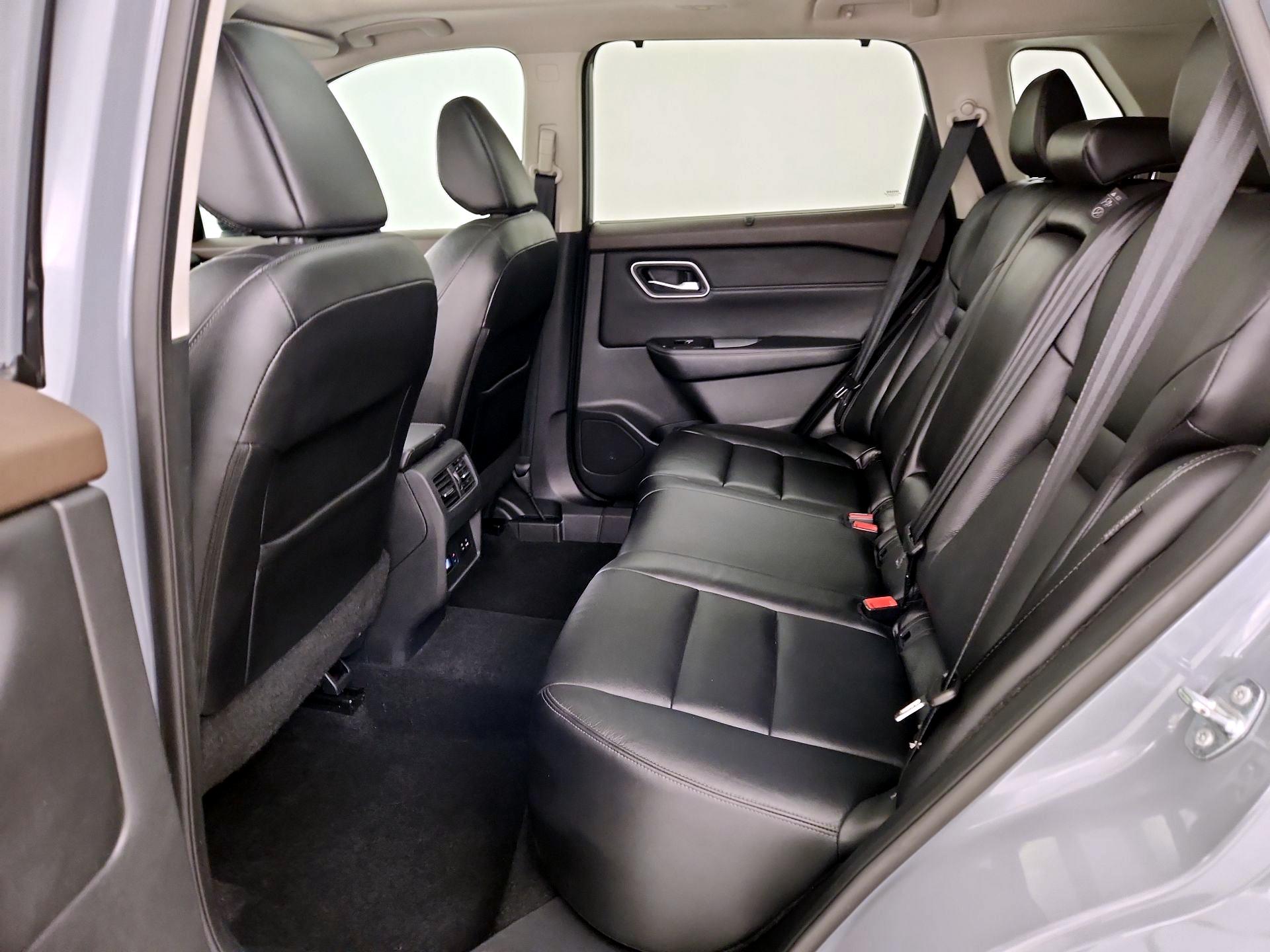 Thumbnail: 2021 Nissan Rogue - 20