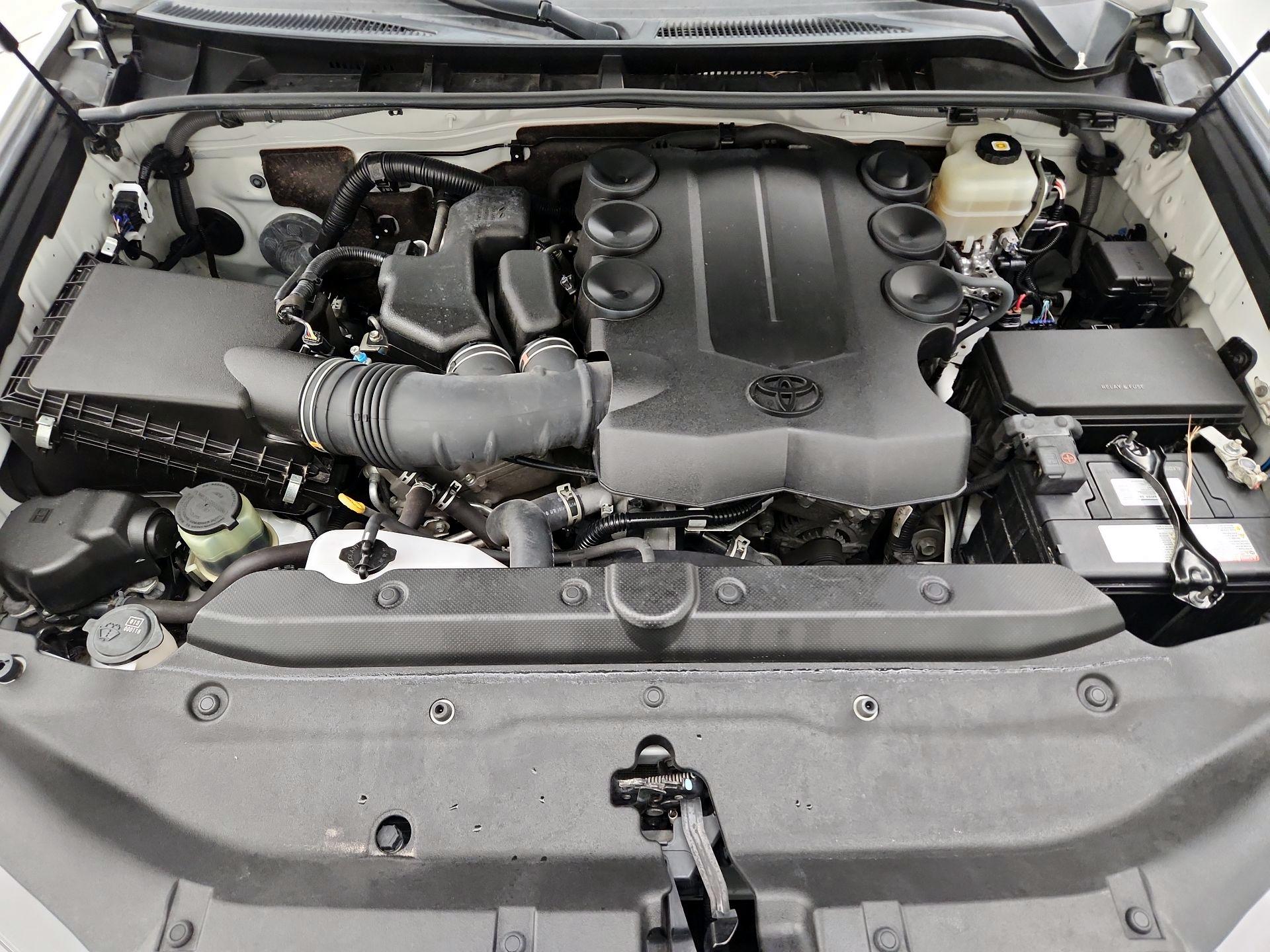 Thumbnail: 2021 Toyota 4Runner - 17