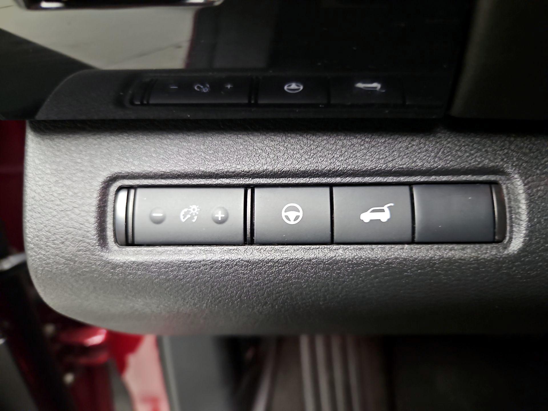 Thumbnail: 2025 Nissan Pathfinder - 13