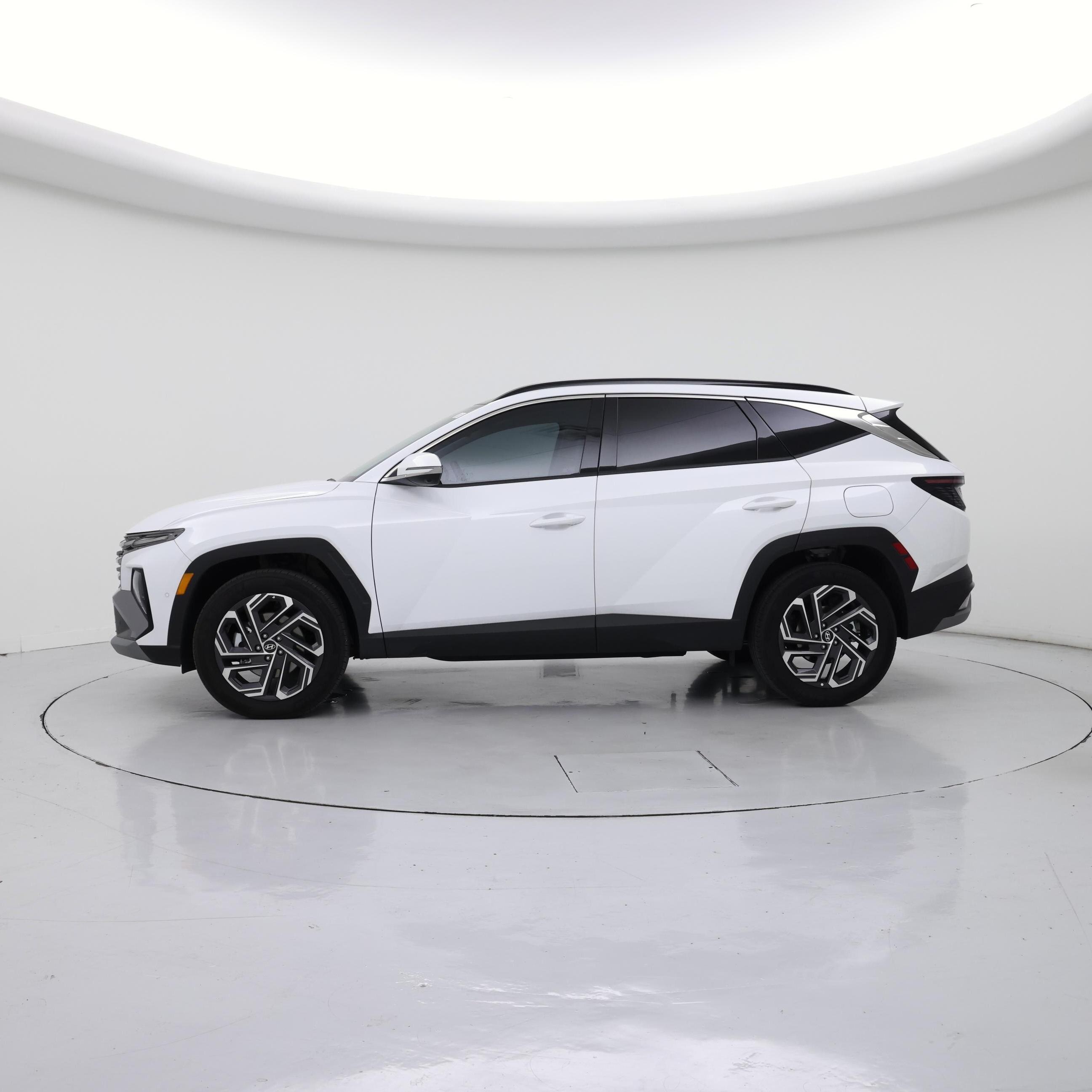 Thumbnail: 2025 Hyundai Tucson - 3