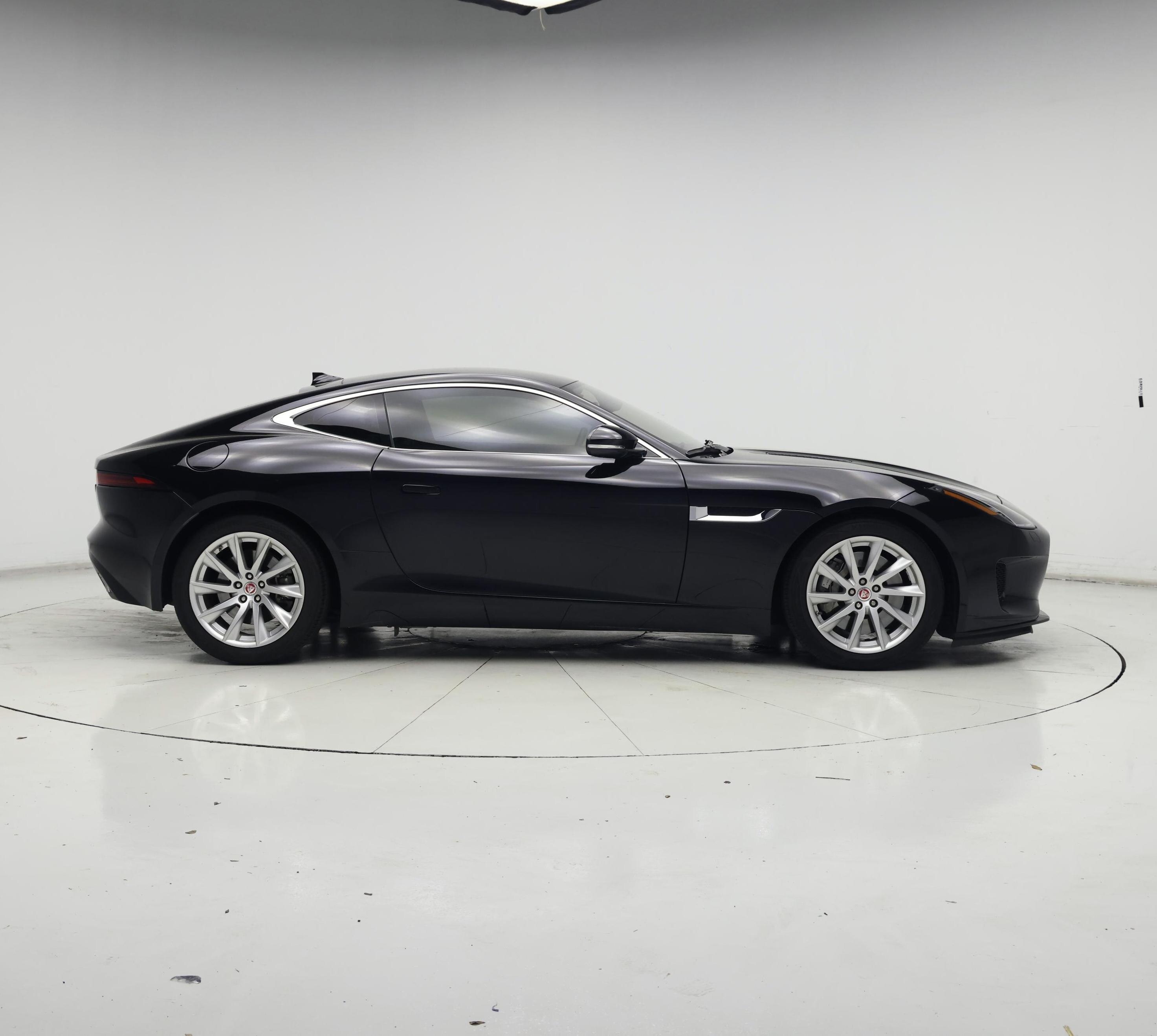 Thumbnail: 2018 Jaguar F-Type - 7