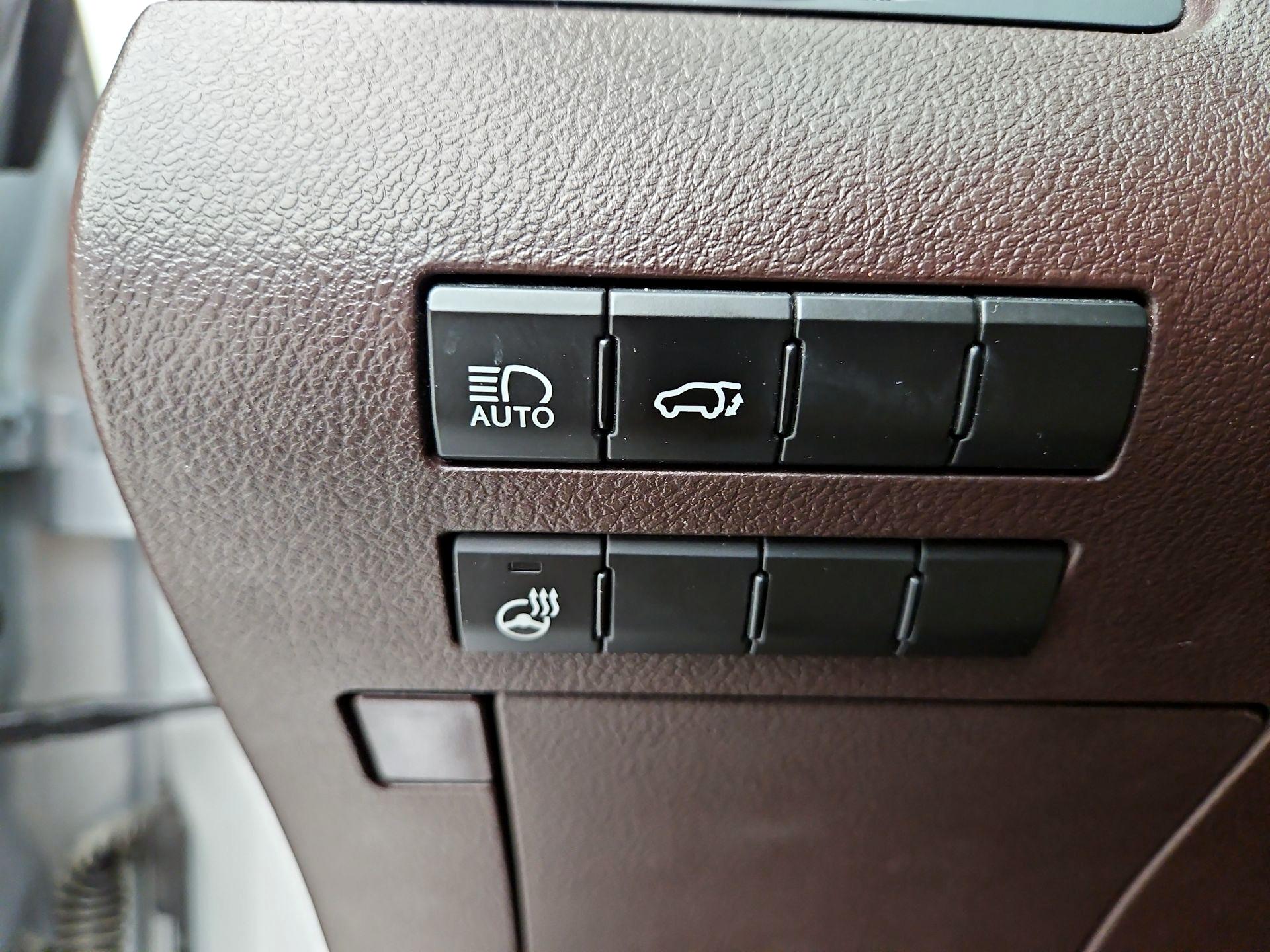 Thumbnail: 2016 Lexus RX - 13