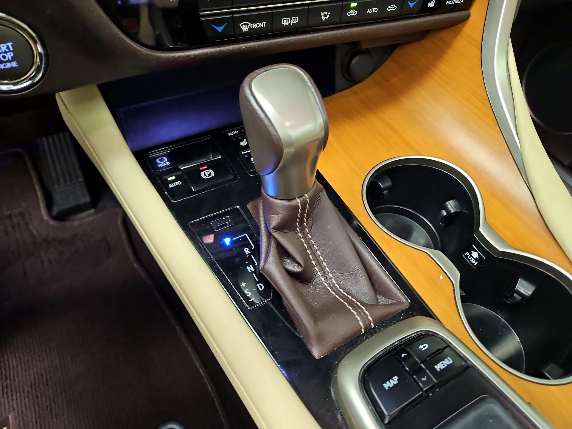 Thumbnail: 2016 Lexus RX - 18