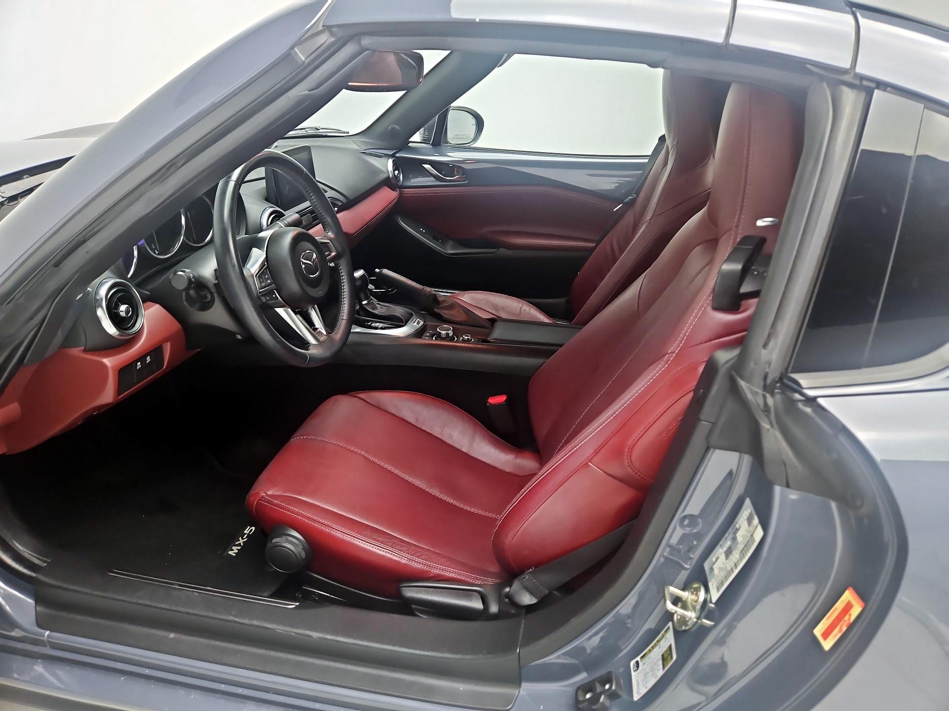 Thumbnail: 2020 Mazda MX-5 Miata - 11