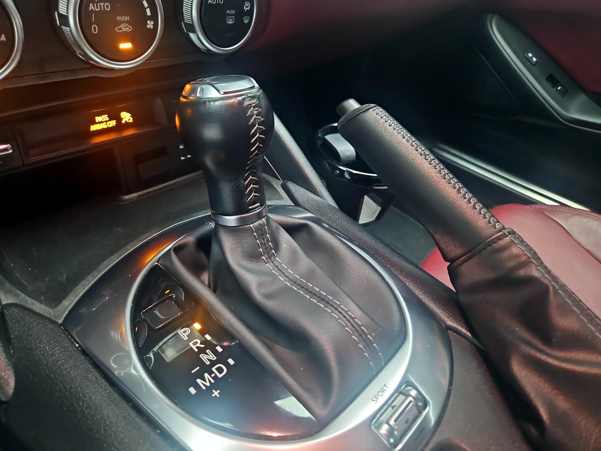 Thumbnail: 2020 Mazda MX-5 Miata - 17