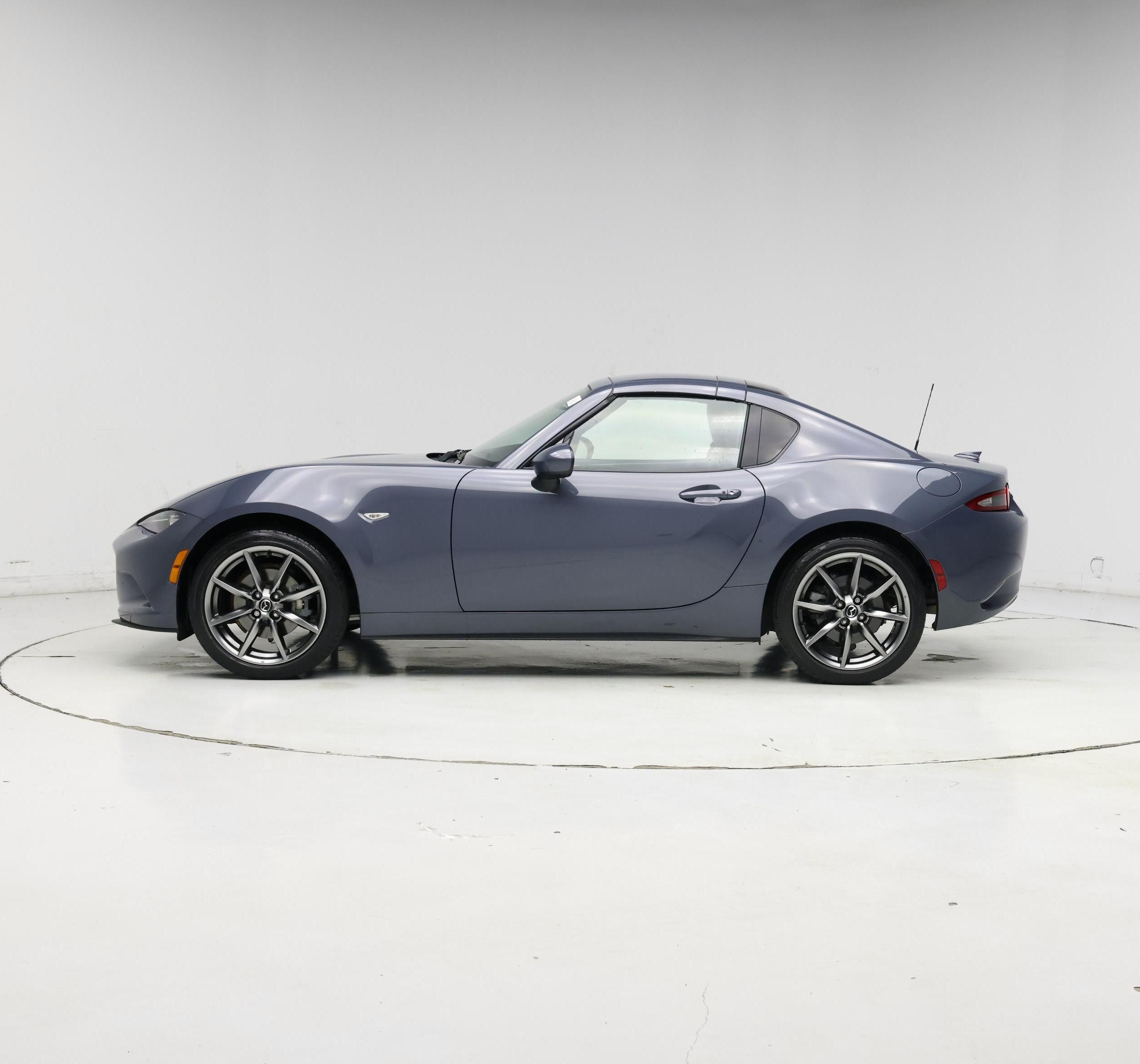 Thumbnail: 2020 Mazda MX-5 Miata - 3