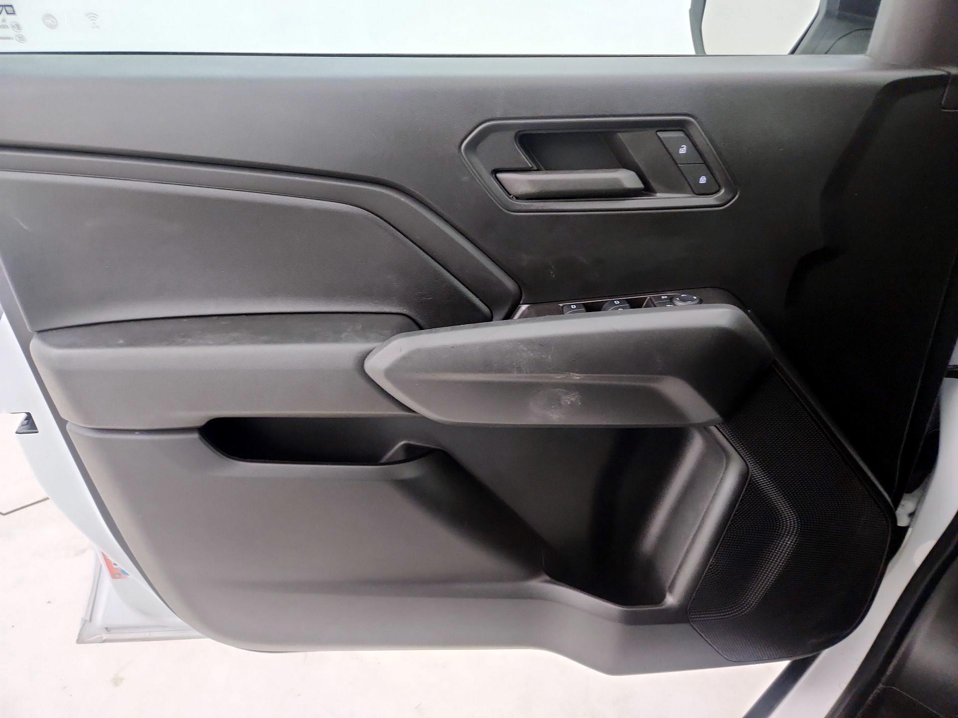 Thumbnail: 2024 Chevrolet Colorado - 12