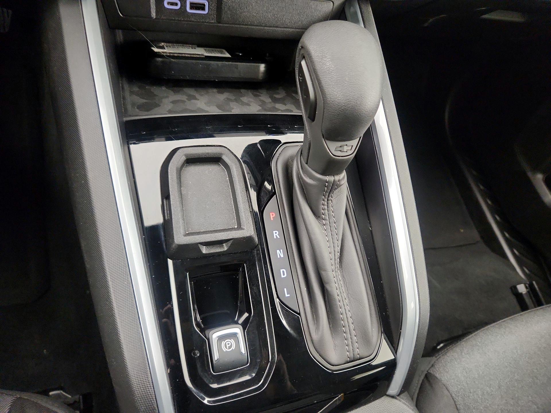 Thumbnail: 2024 Chevrolet Colorado - 17