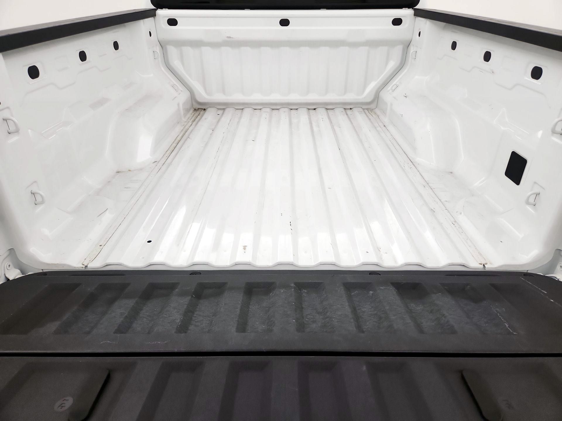 Thumbnail: 2024 Chevrolet Colorado - 20