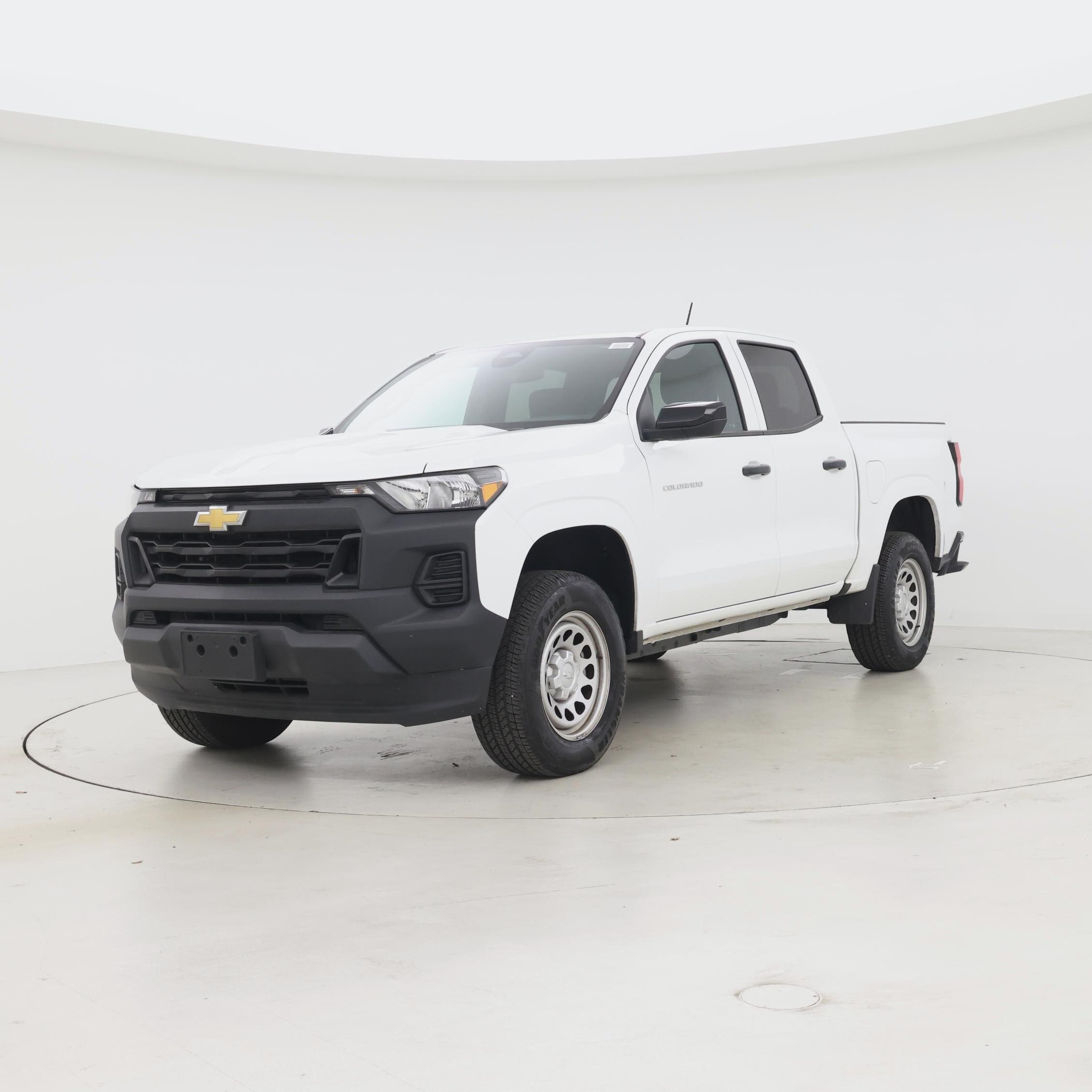 Thumbnail: 2024 Chevrolet Colorado - 4