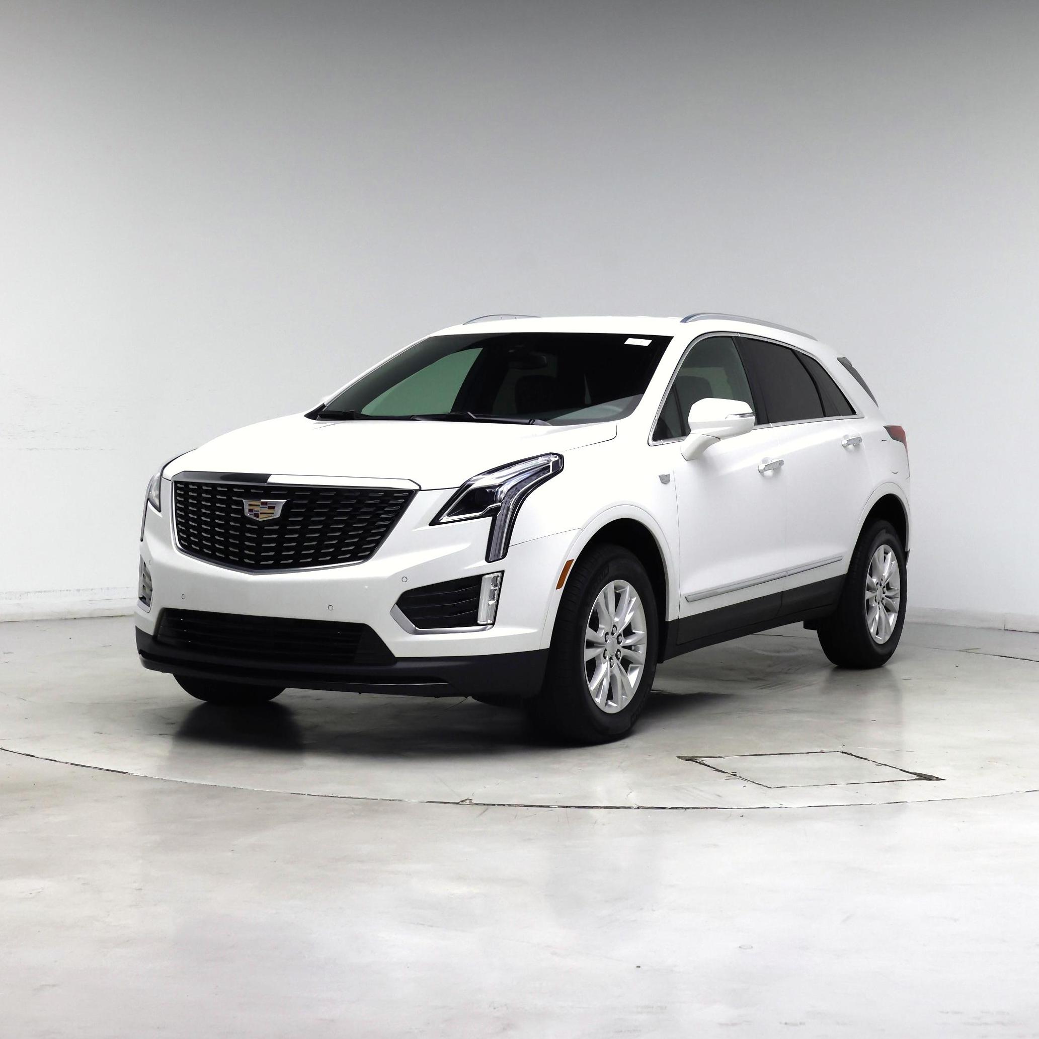 Thumbnail: 2022 Cadillac XT5 - 4