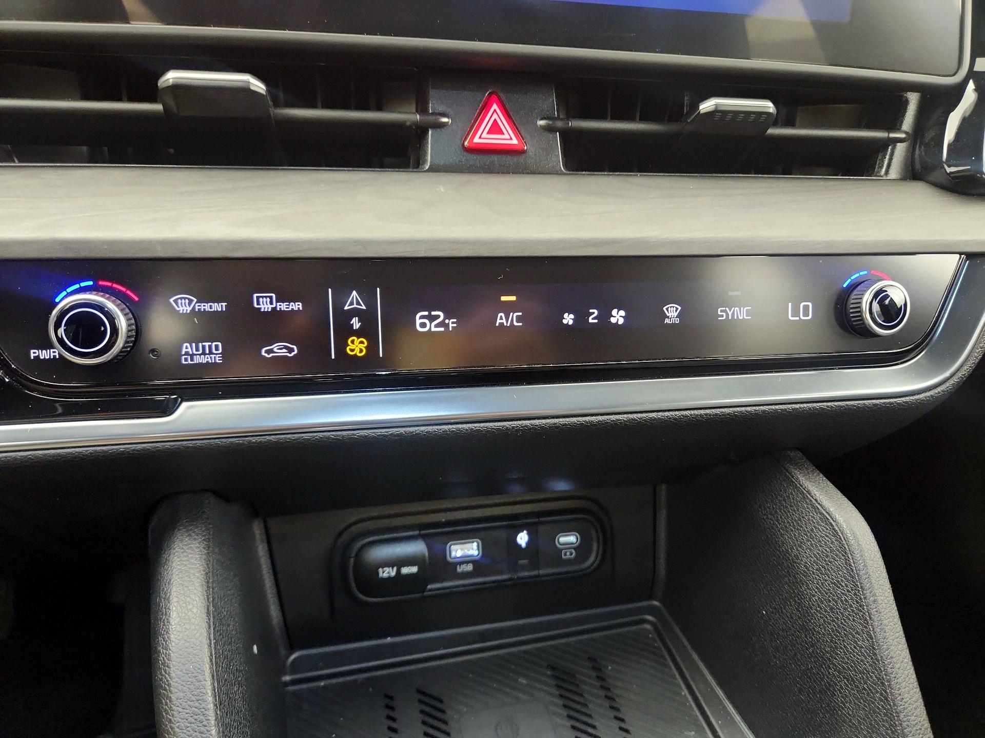 Thumbnail: 2023 Kia Sportage - 17