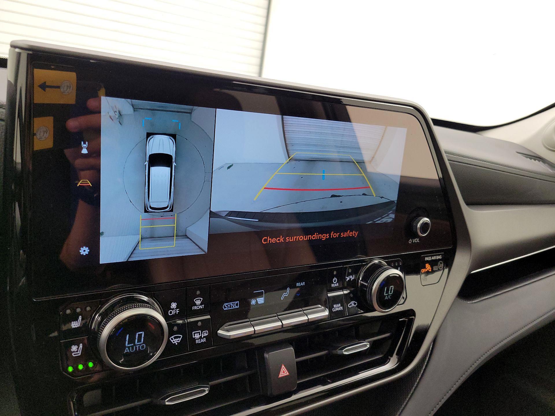 Thumbnail: 2025 Toyota Highlander - 14
