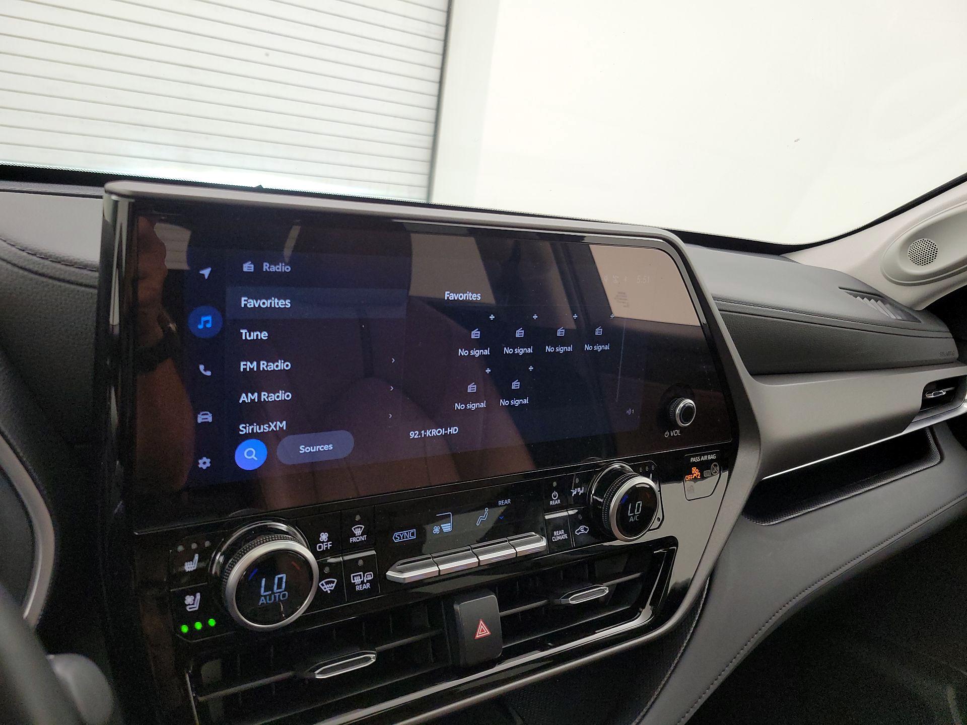 Thumbnail: 2025 Toyota Highlander - 15
