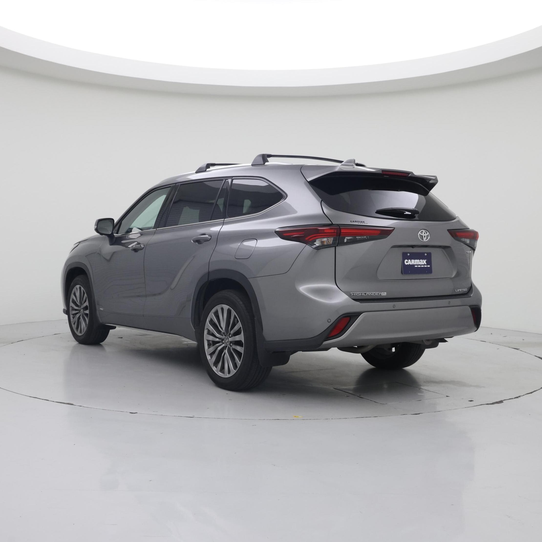 Thumbnail: 2025 Toyota Highlander - 2