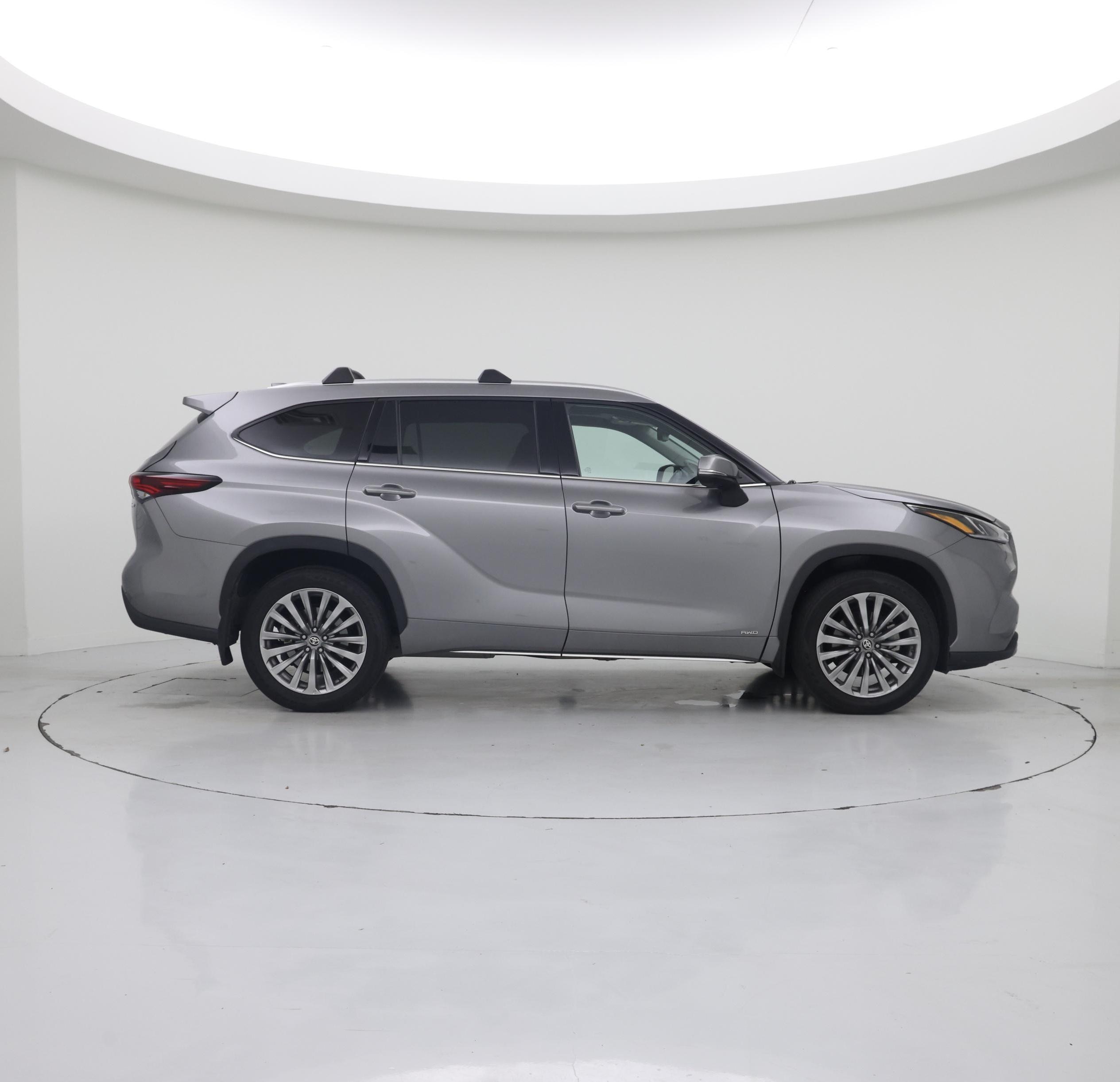 Thumbnail: 2025 Toyota Highlander - 7