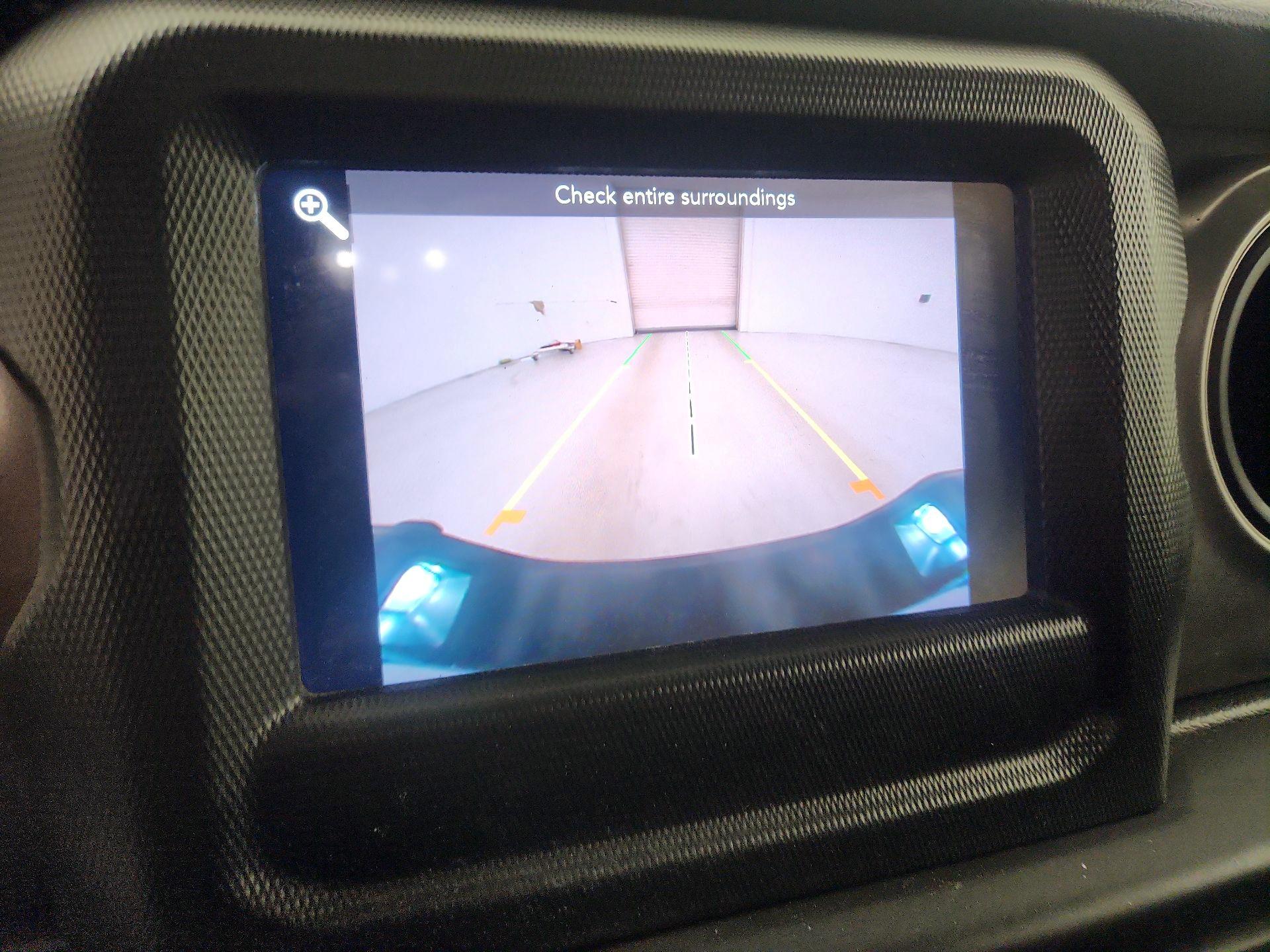 Thumbnail: 2023 Jeep Gladiator - 14