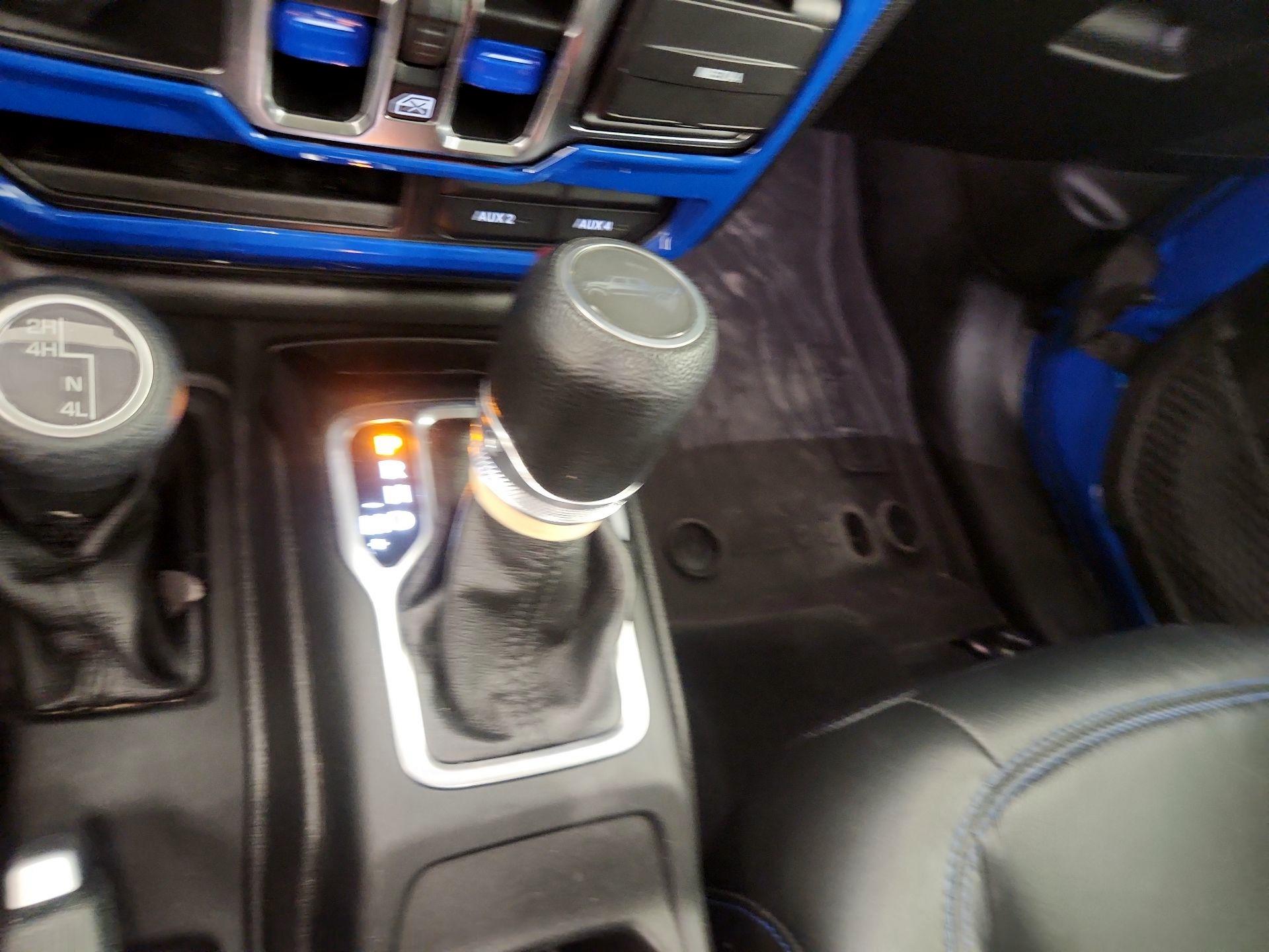 Thumbnail: 2023 Jeep Gladiator - 17