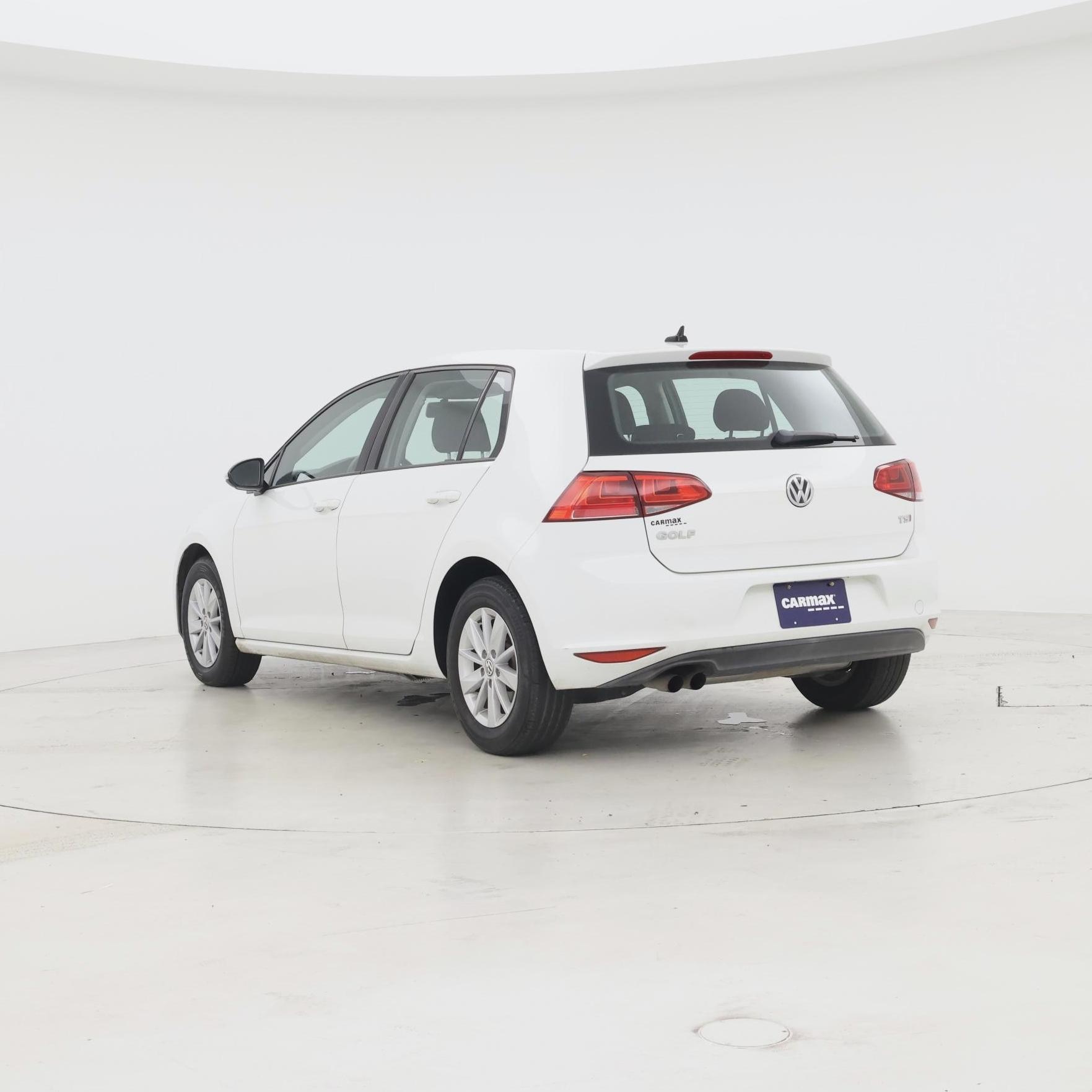 Thumbnail: 2016 Volkswagen Golf - 2