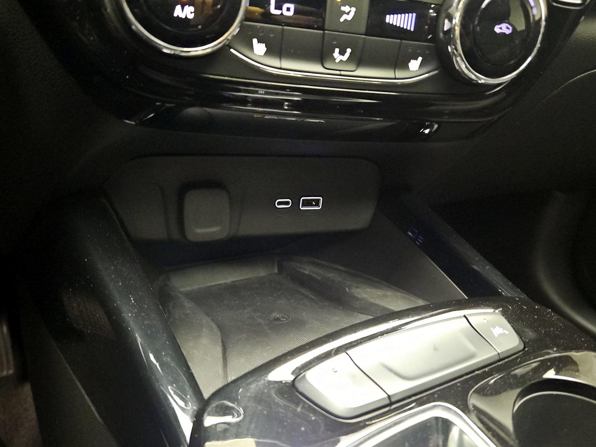 Thumbnail: 2024 Chevrolet Trax - 18