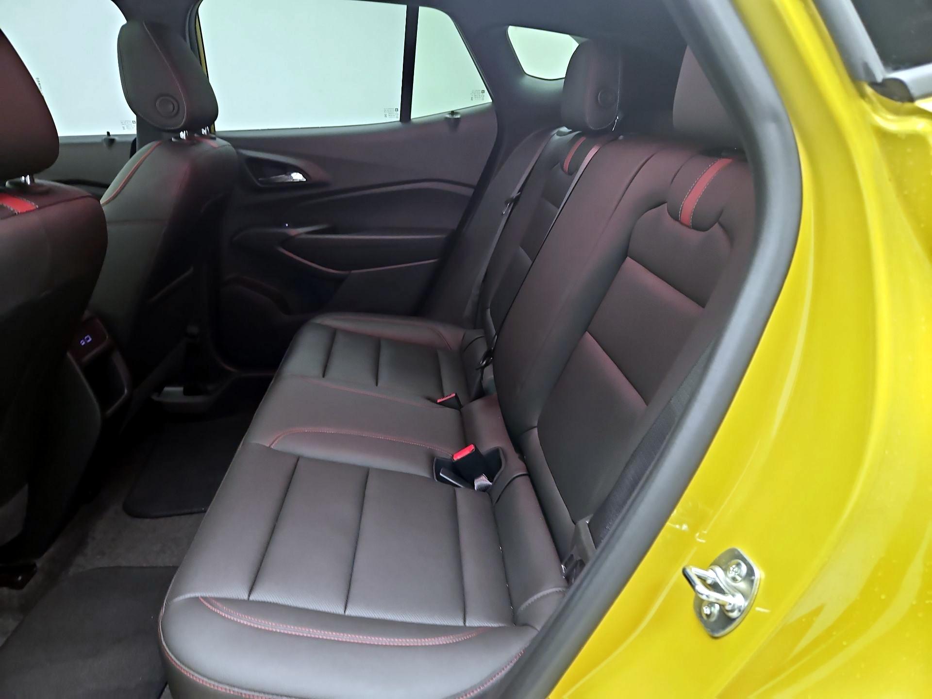 Thumbnail: 2024 Chevrolet Trax - 20