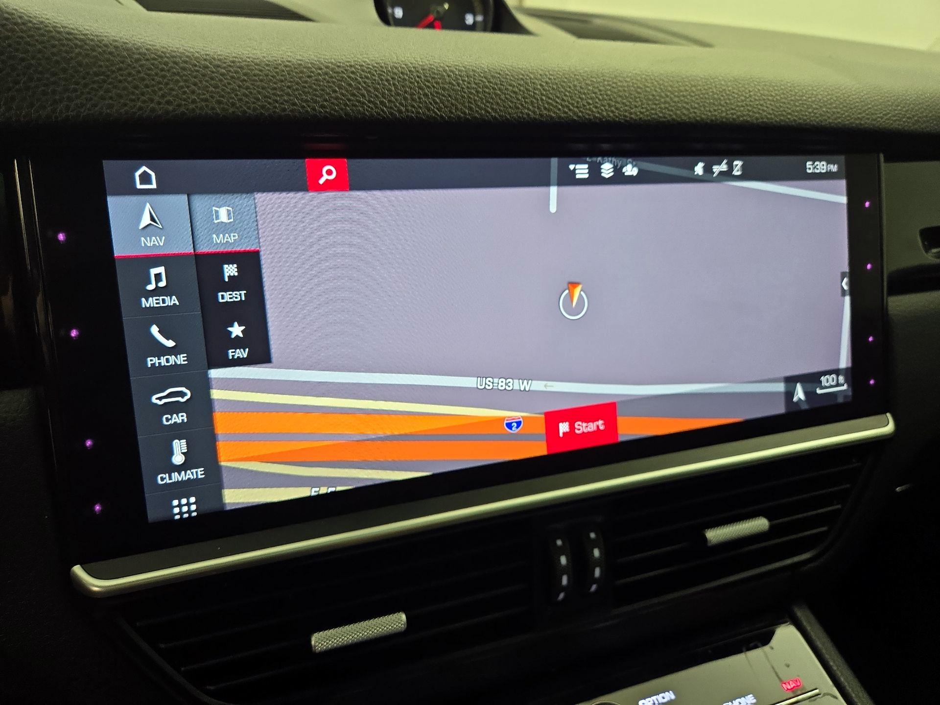 Thumbnail: 2020 Porsche Cayenne - 14