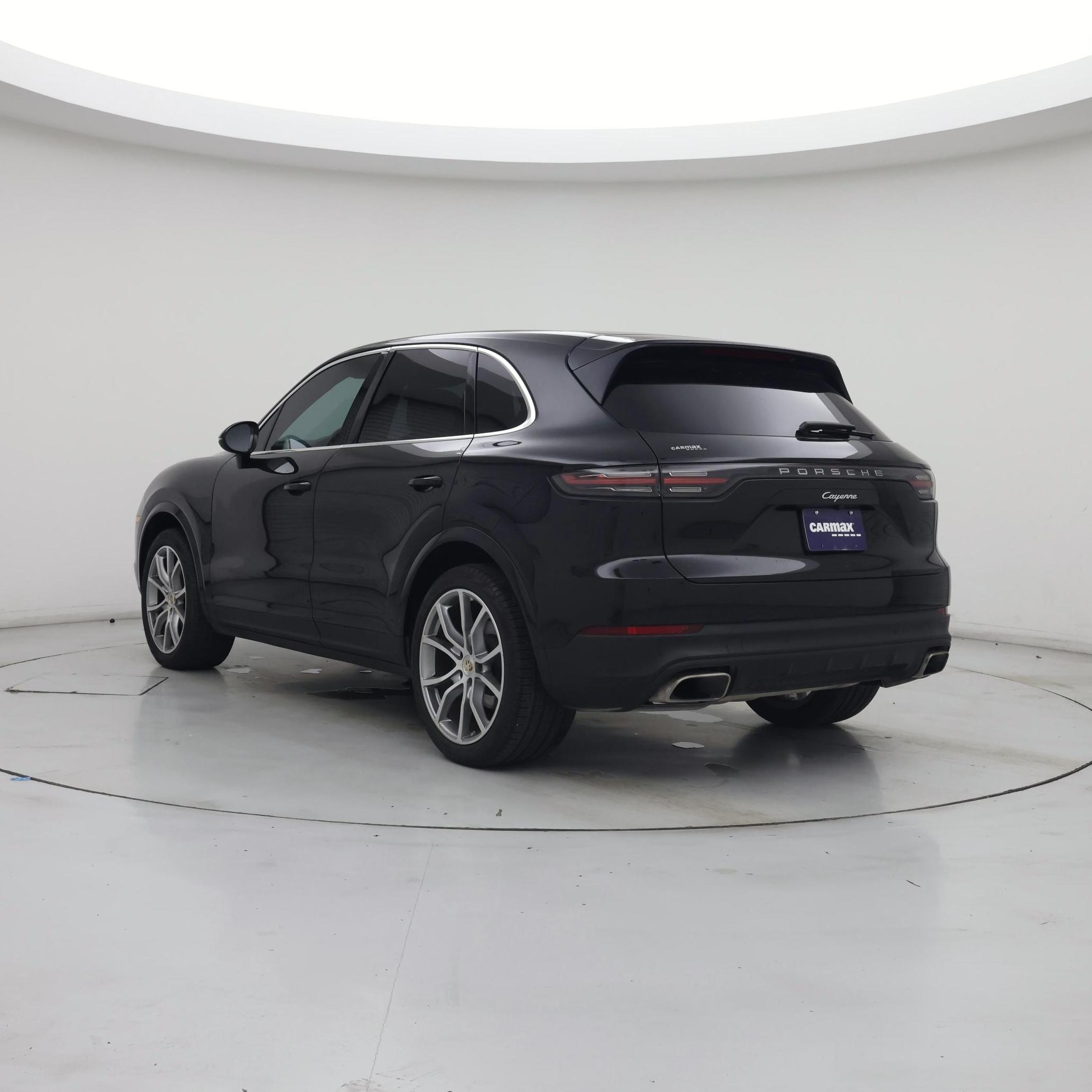 Thumbnail: 2020 Porsche Cayenne - 2