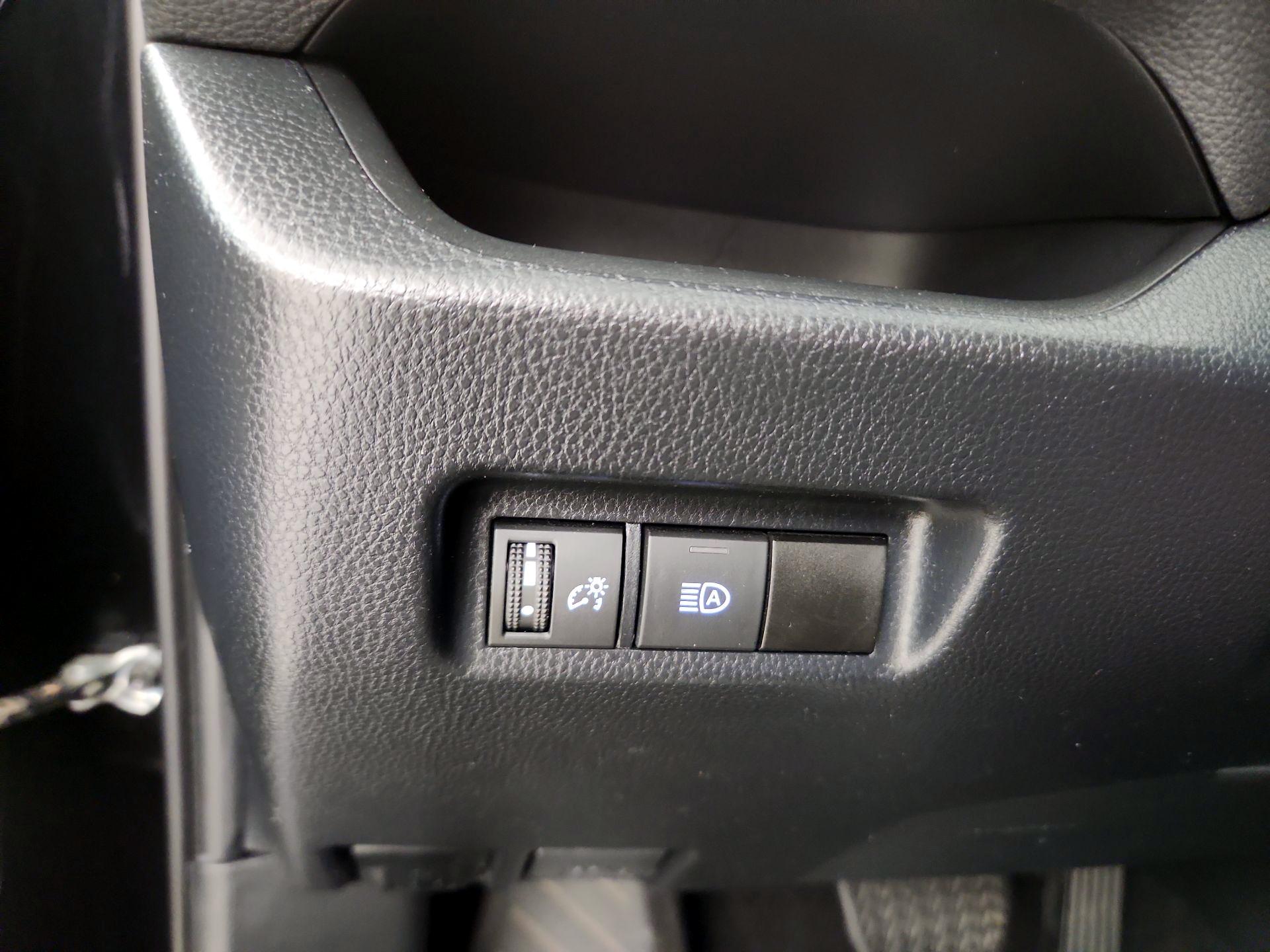 Thumbnail: 2020 Toyota RAV4 - 13