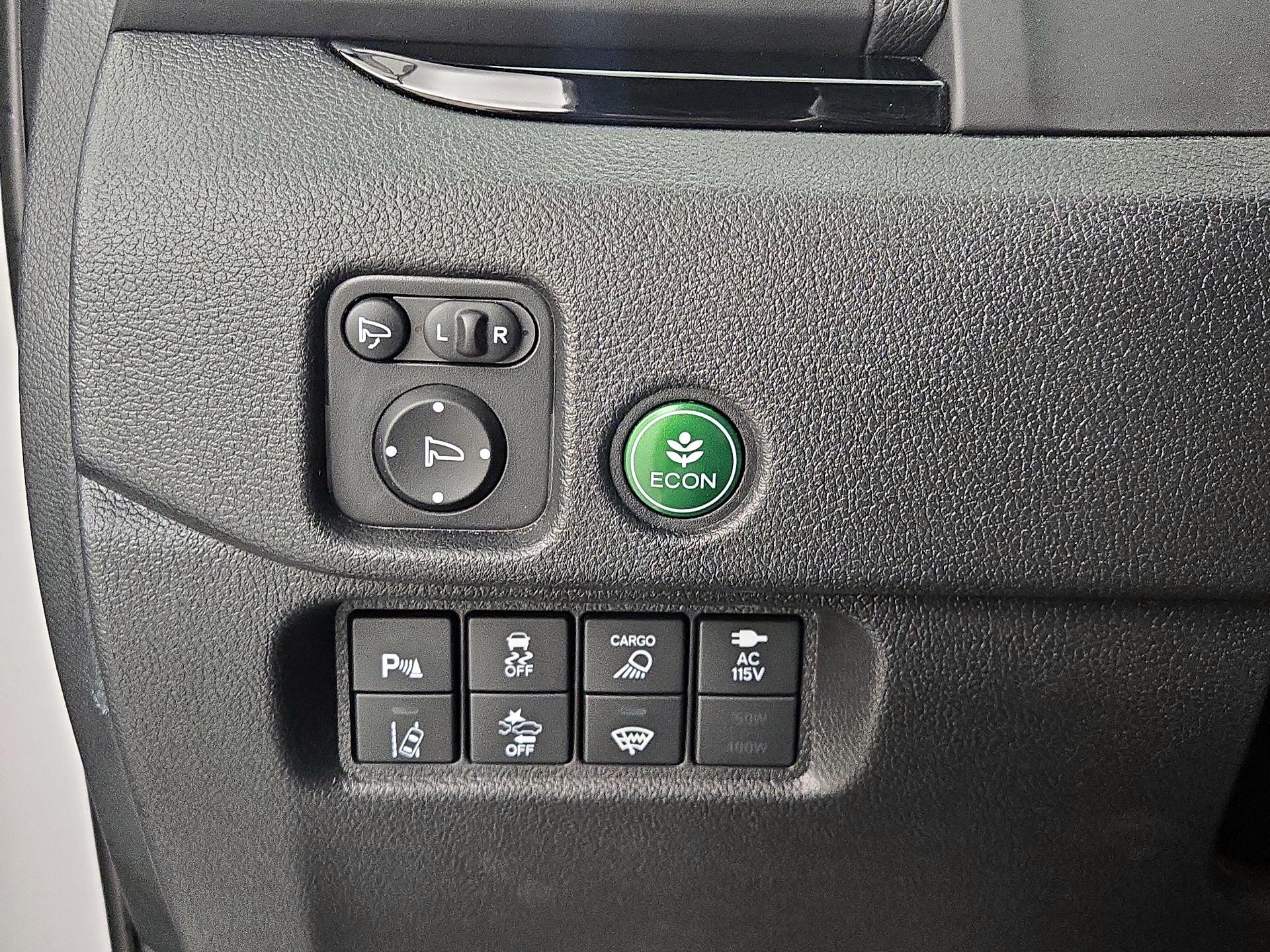 Thumbnail: 2025 Honda Ridgeline - 13