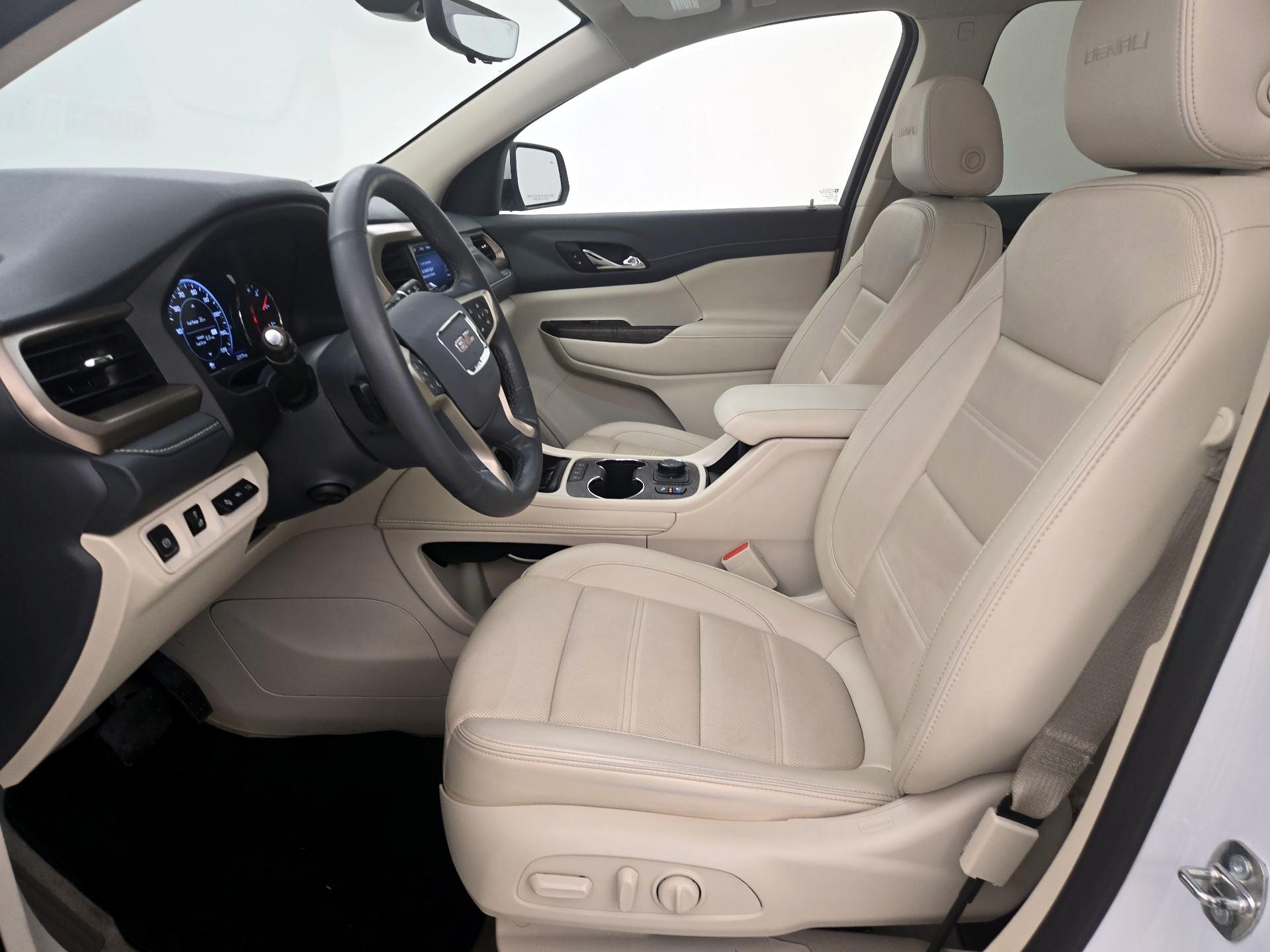 Thumbnail: 2023 GMC Acadia - 11