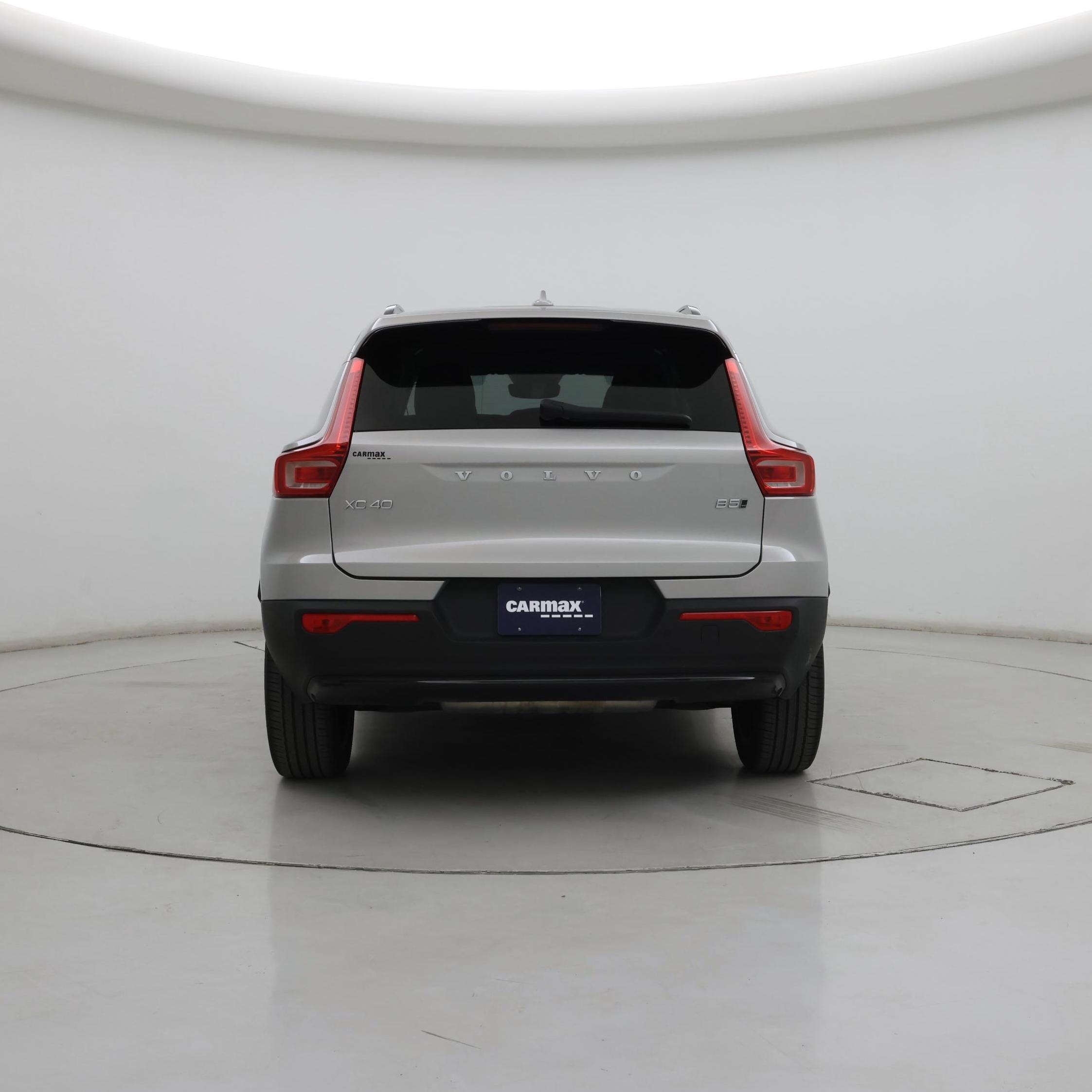 Thumbnail: 2023 Volvo XC40 - 6