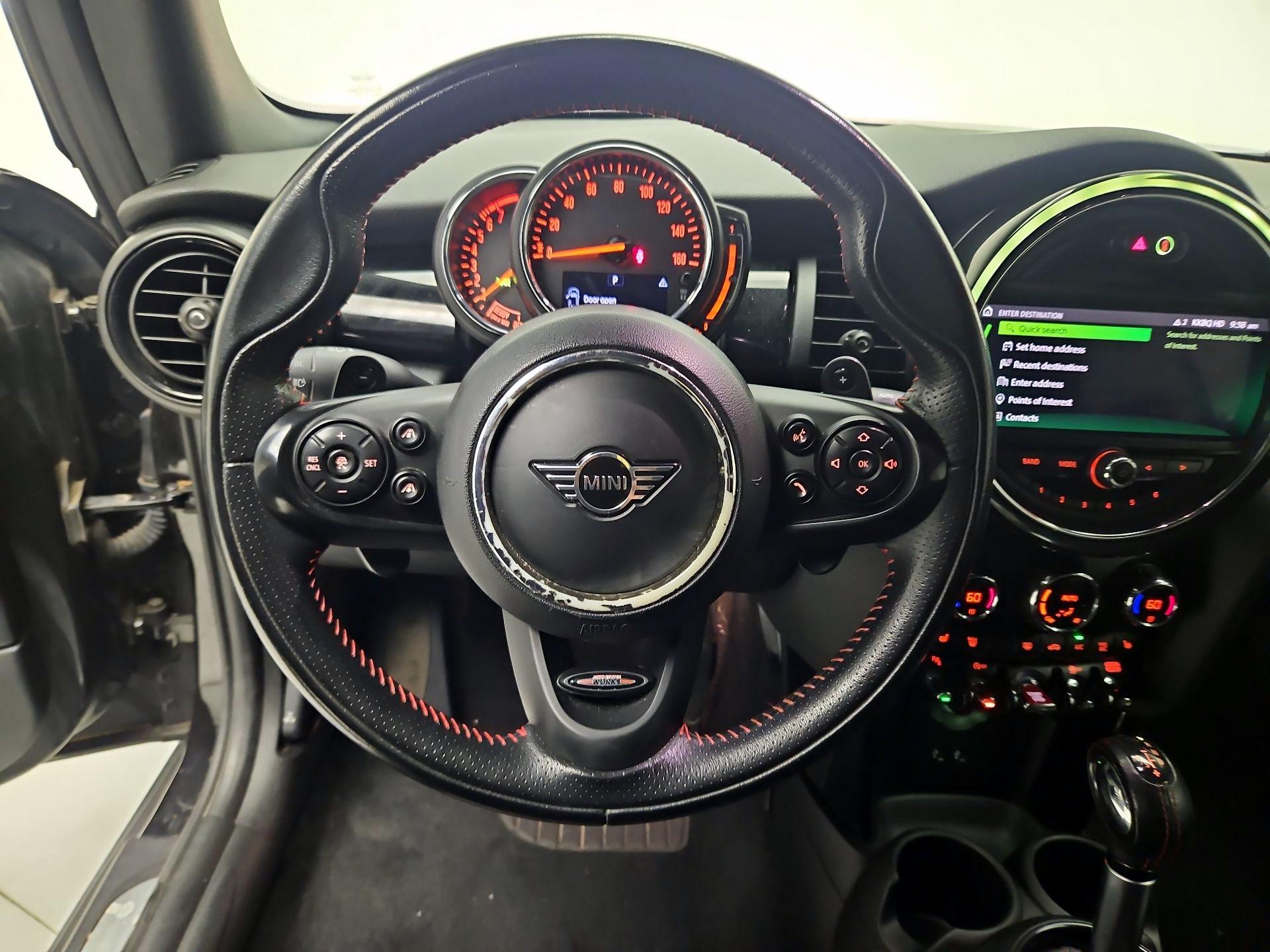 Thumbnail: 2019 MINI Cooper - 10