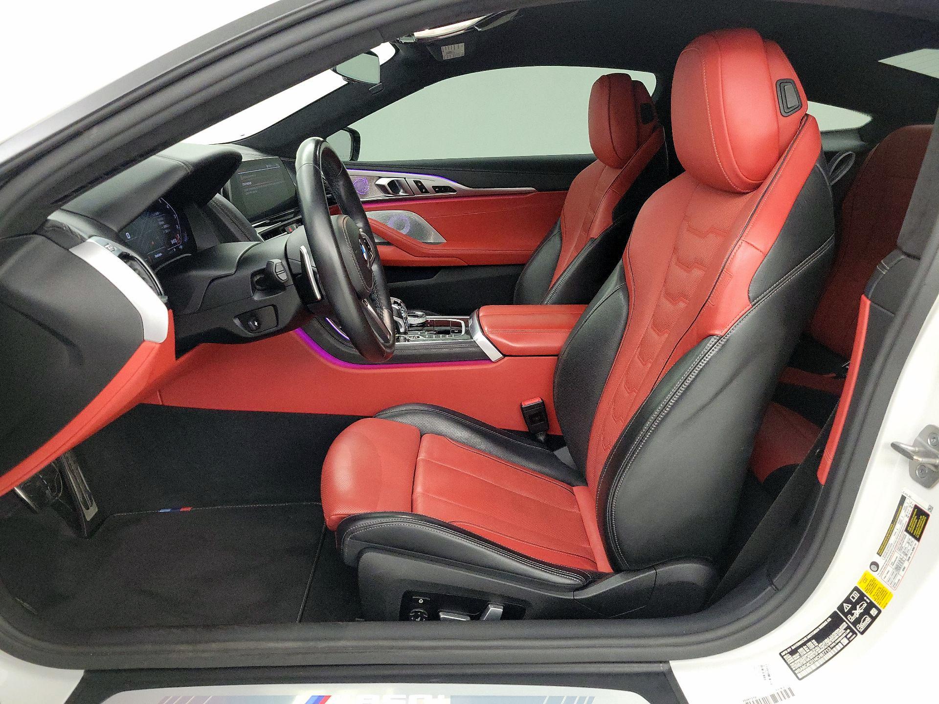 Thumbnail: 2022 BMW 8 Series - 11