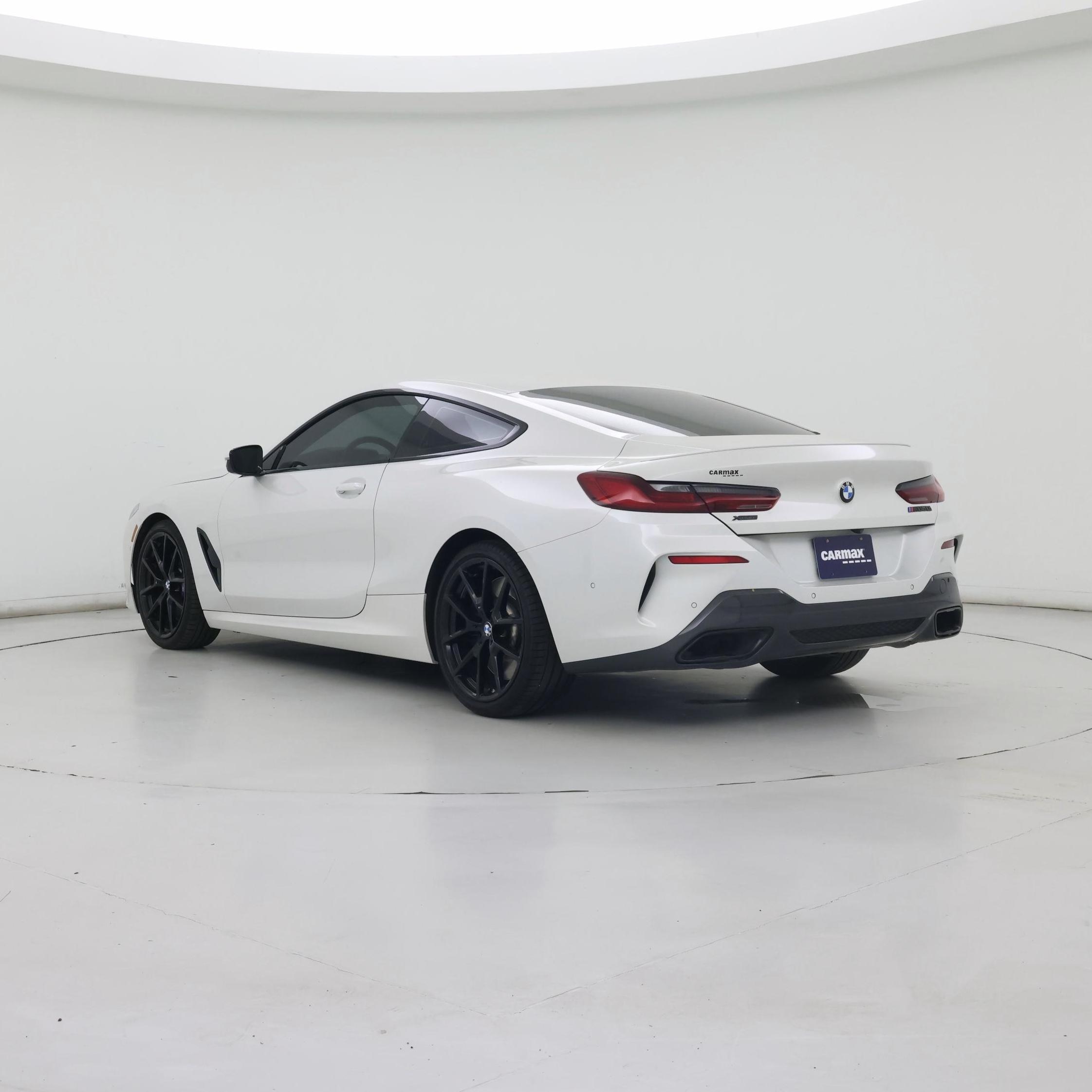 Thumbnail: 2022 BMW 8 Series - 2