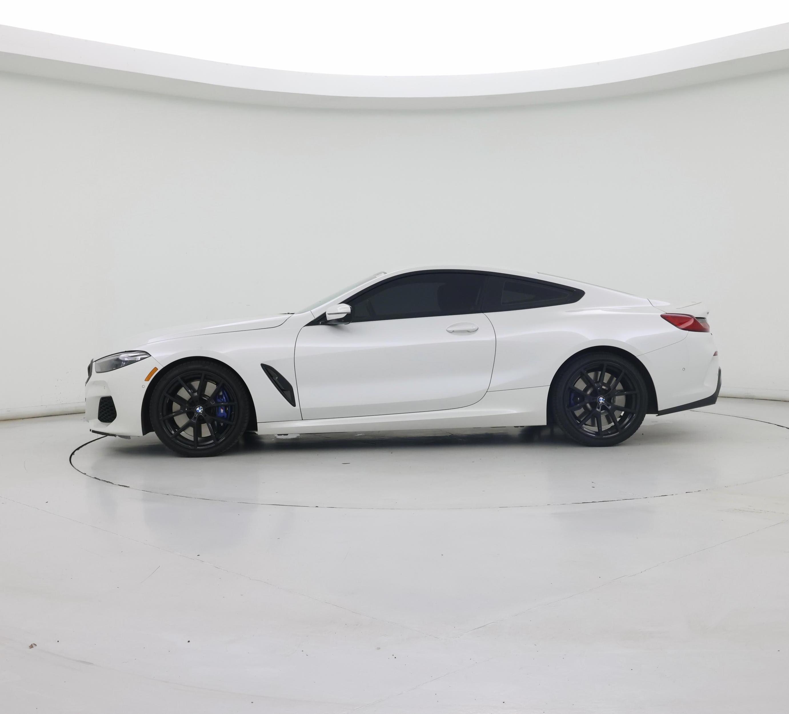 Thumbnail: 2022 BMW 8 Series - 3