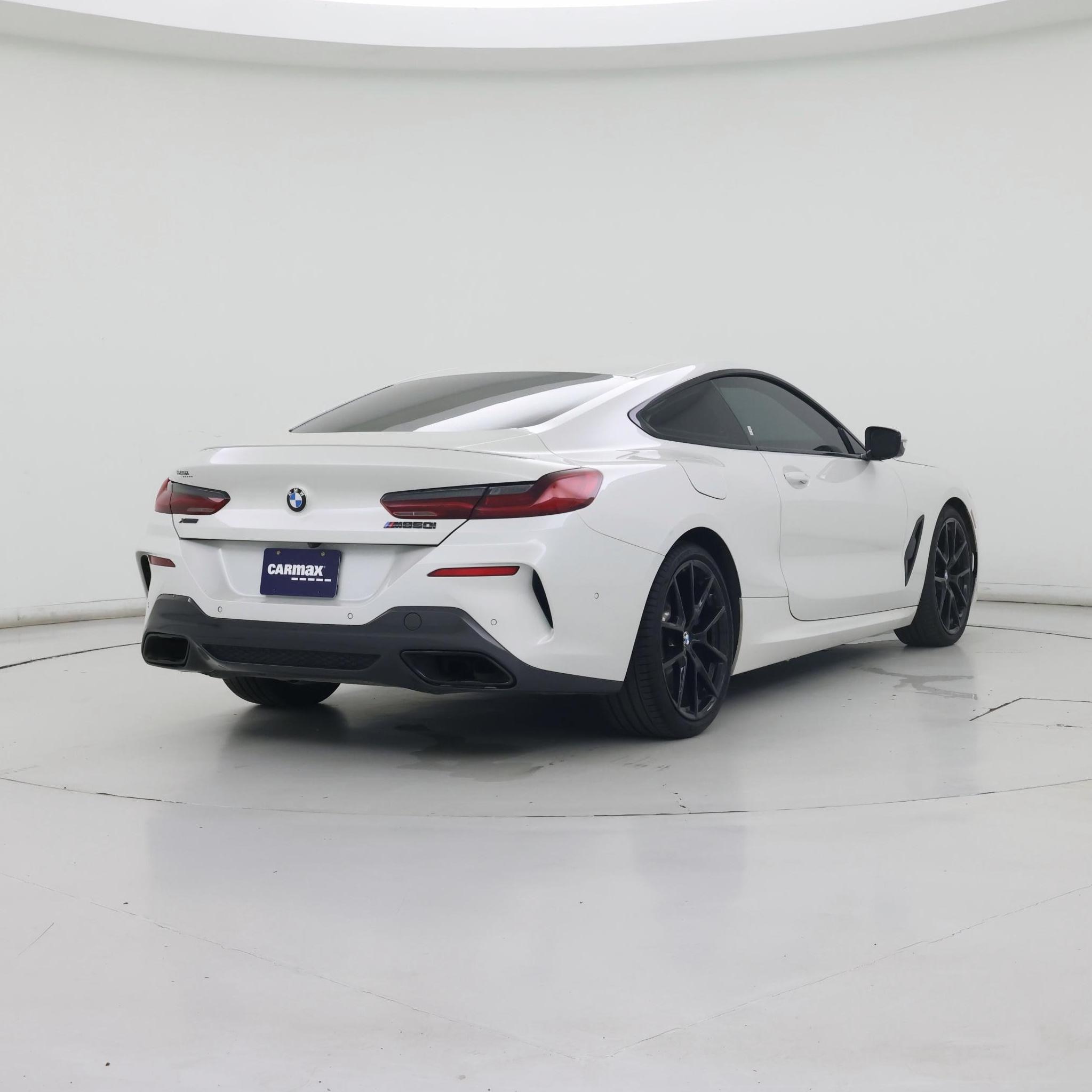 Thumbnail: 2022 BMW 8 Series - 8