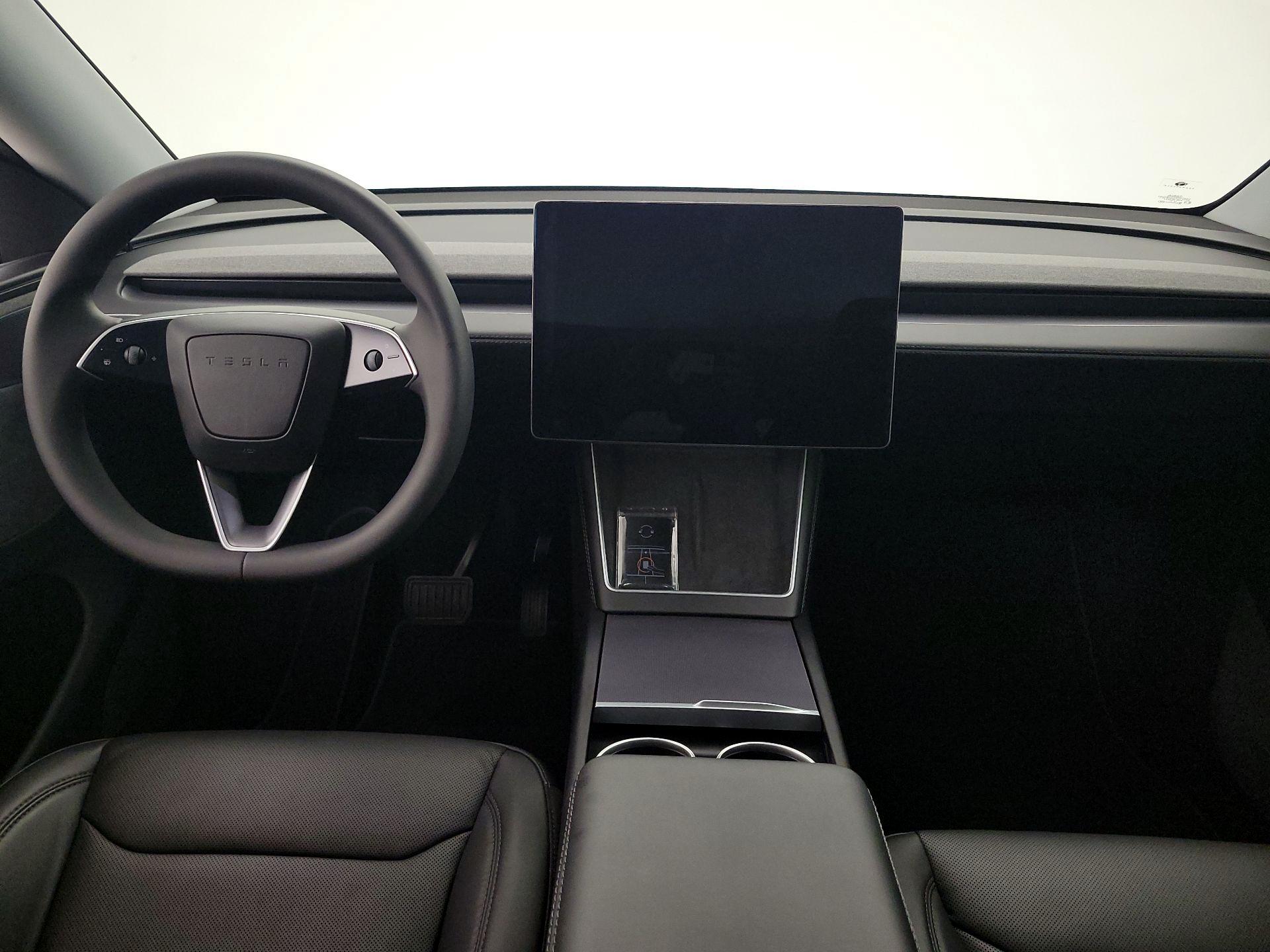 Thumbnail: 2026 Tesla Model Y - 9