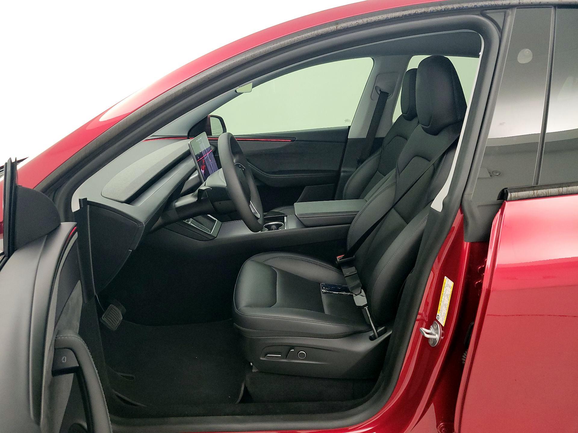 Thumbnail: 2026 Tesla Model Y - 11