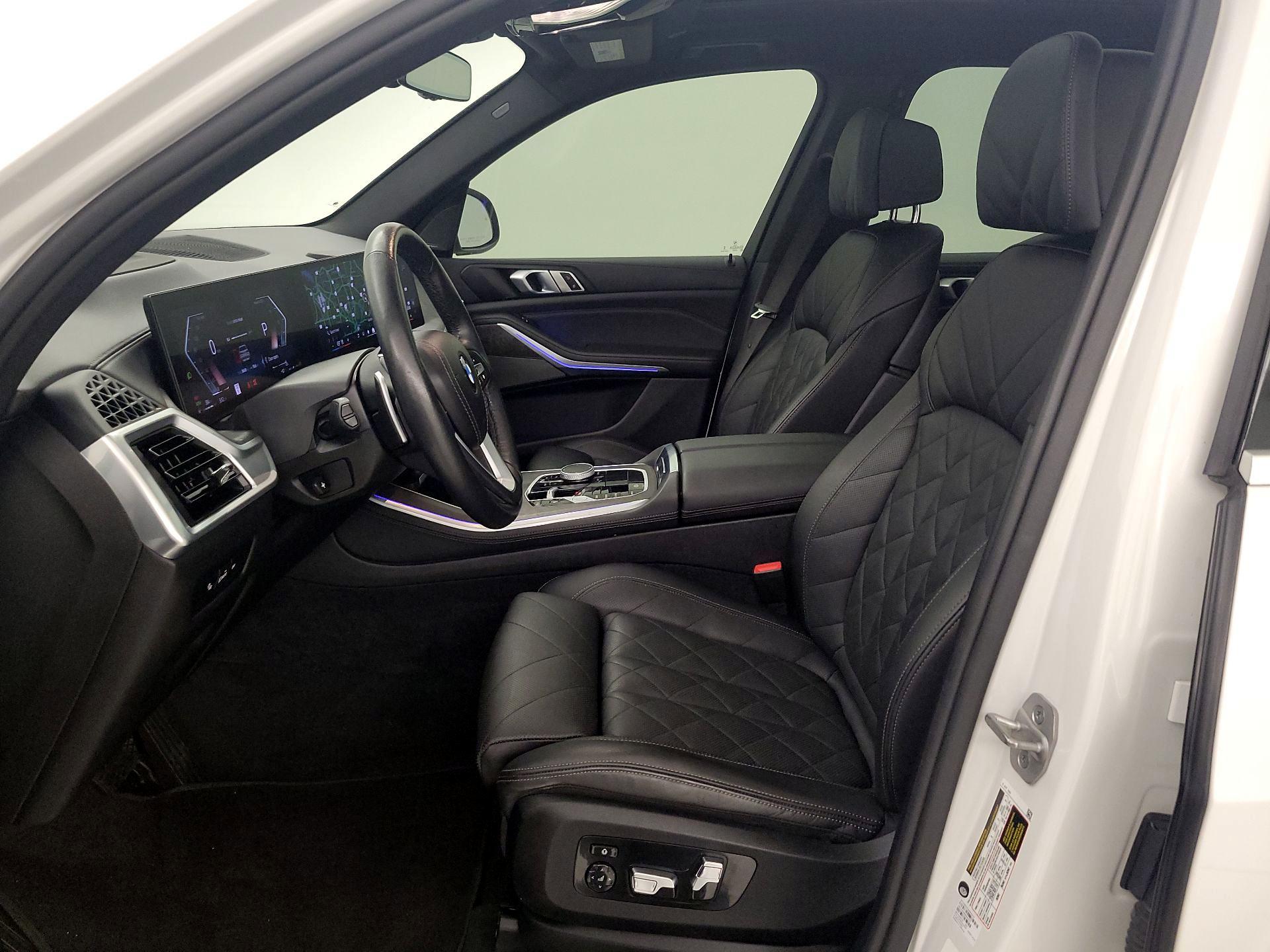 Thumbnail: 2025 BMW X5 - 11