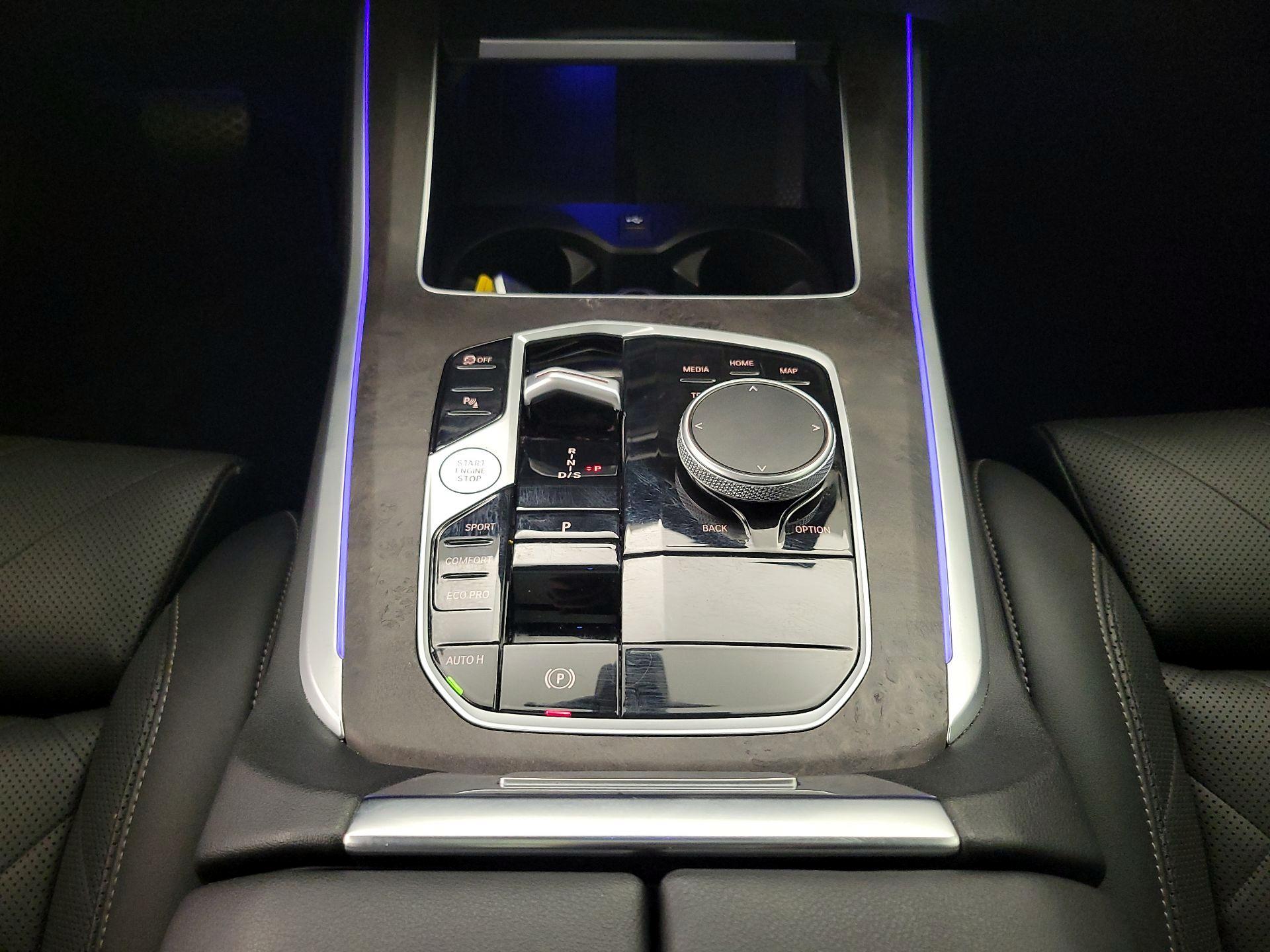 Thumbnail: 2025 BMW X5 - 18