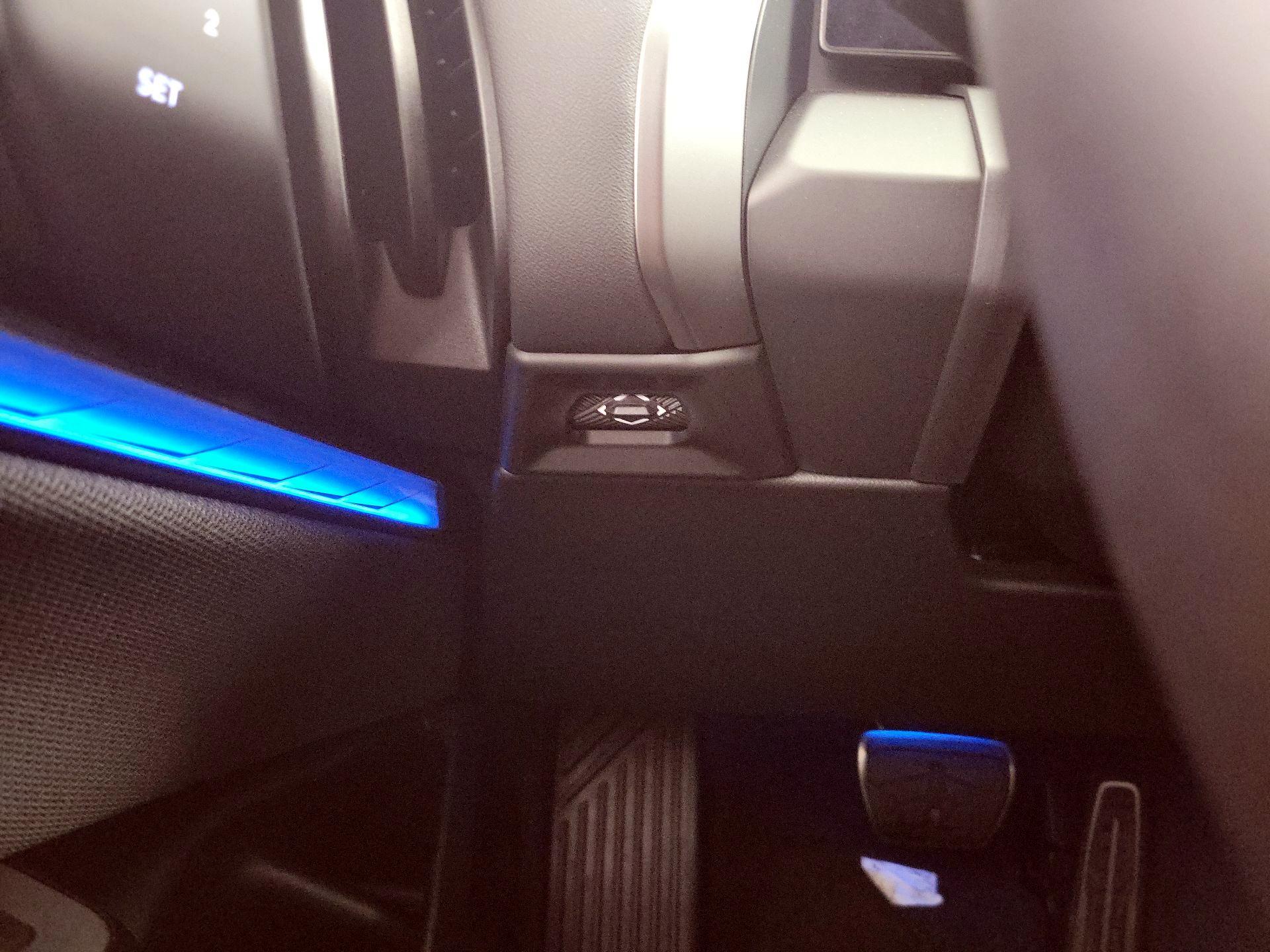 Thumbnail: 2025 BMW X3 - 13