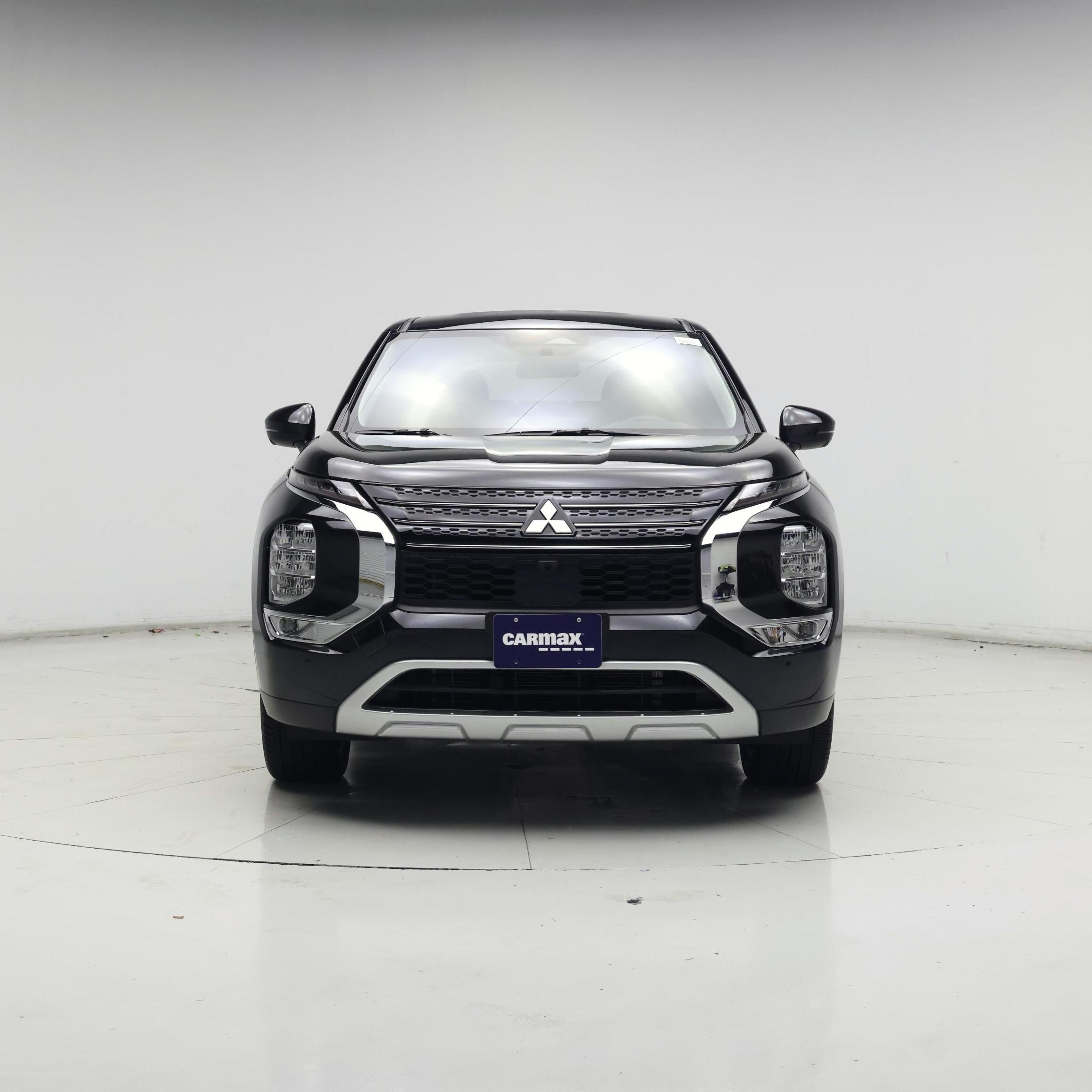 Thumbnail: 2024 Mitsubishi Outlander - 5