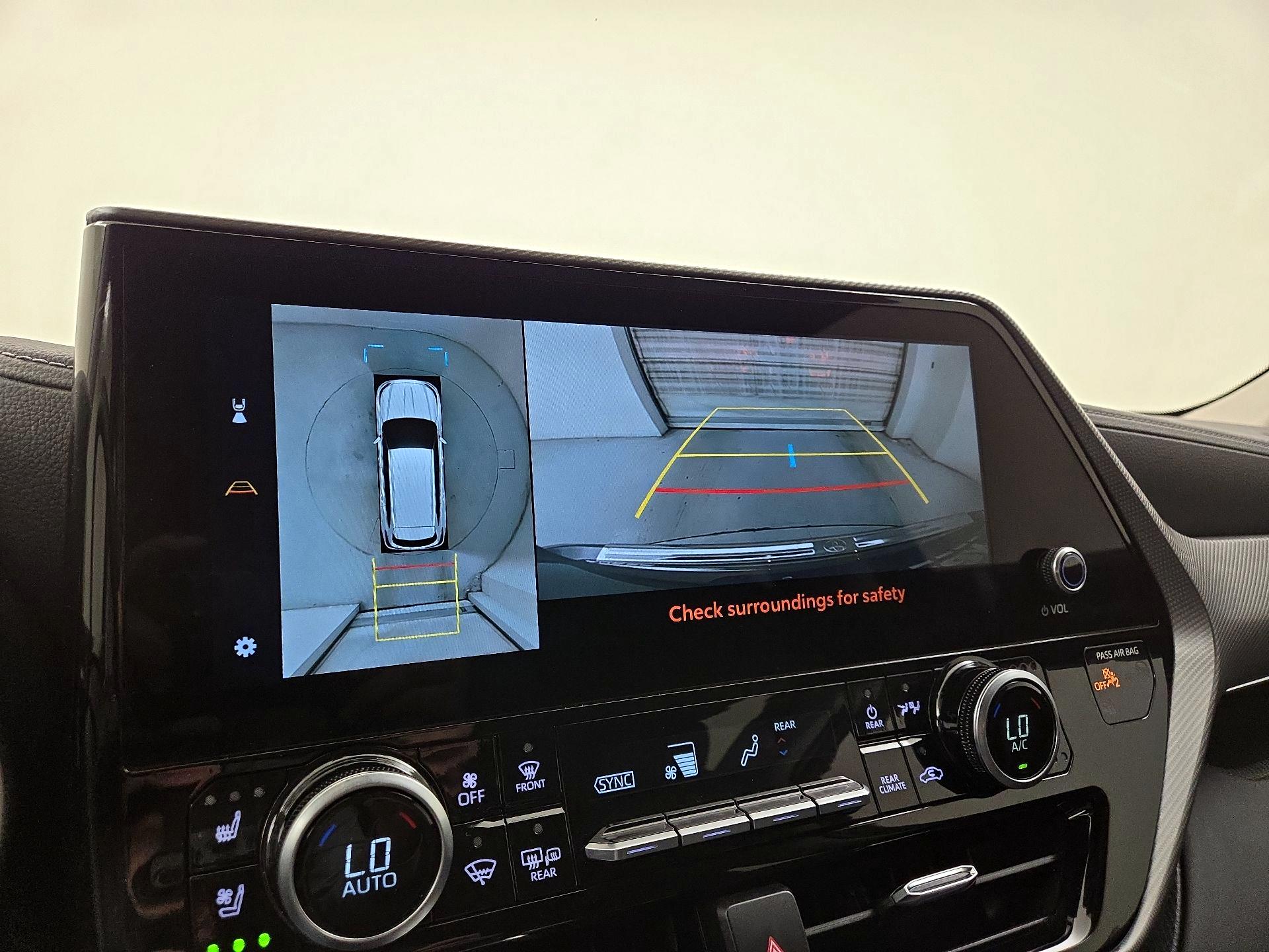 Thumbnail: 2025 Toyota Highlander - 14