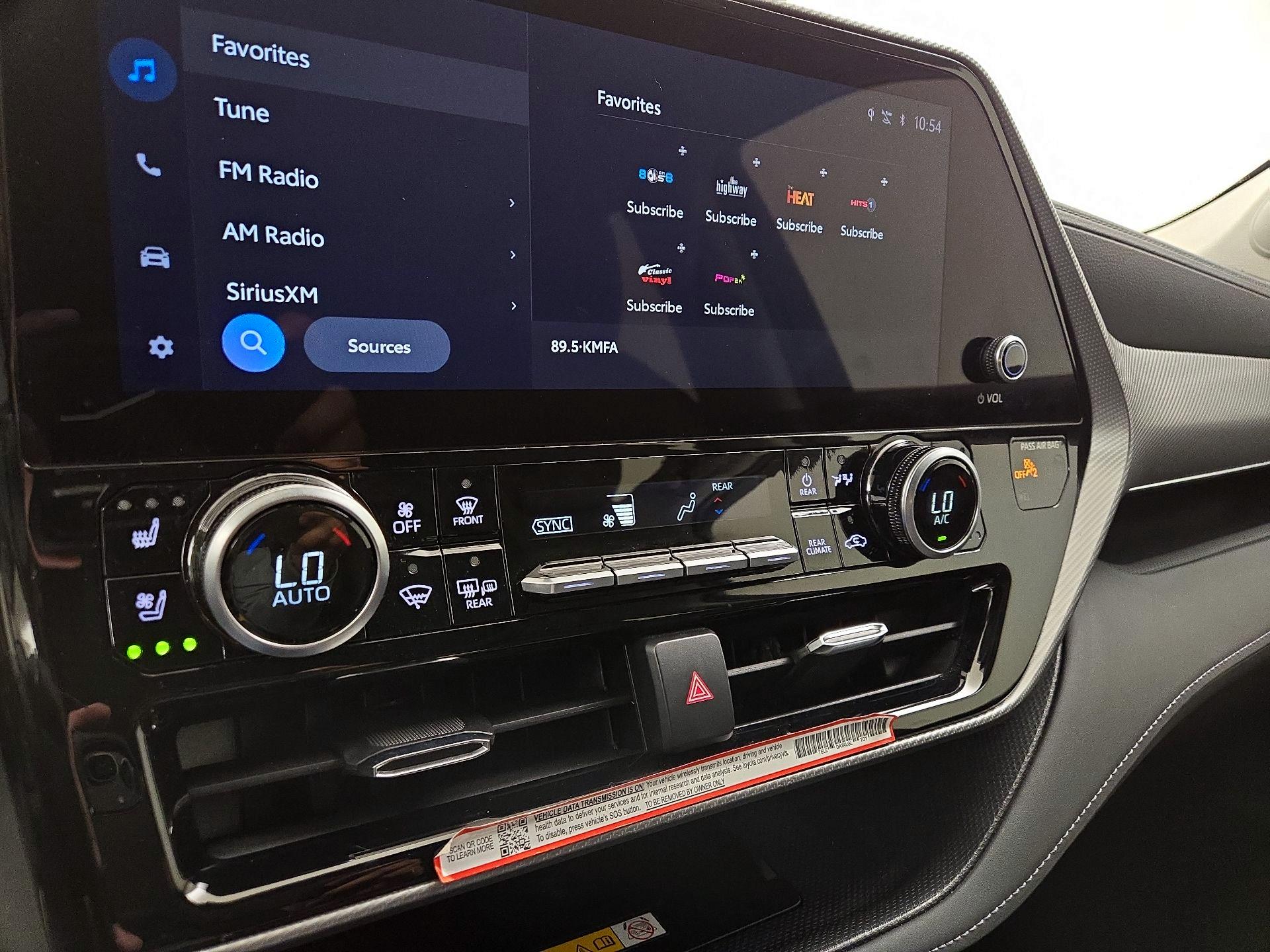 Thumbnail: 2025 Toyota Highlander - 16