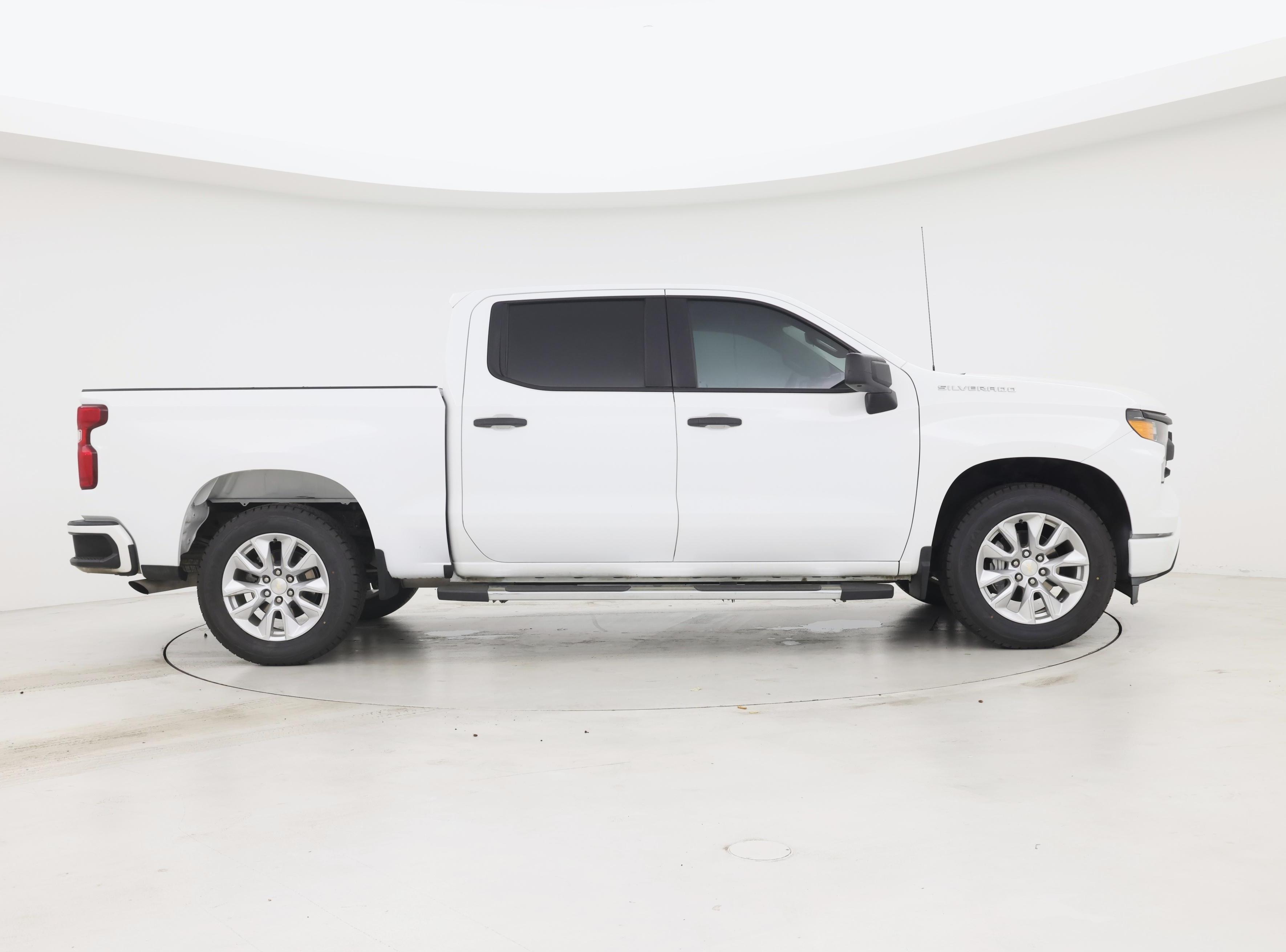 Thumbnail: 2023 Chevrolet Silverado 1500 - 7