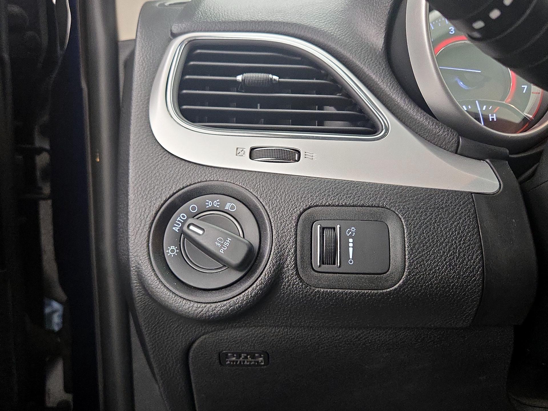 Thumbnail: 2018 Dodge Journey - 13