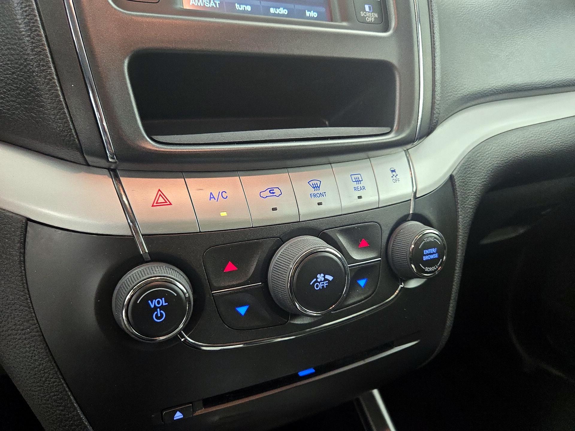 Thumbnail: 2018 Dodge Journey - 16